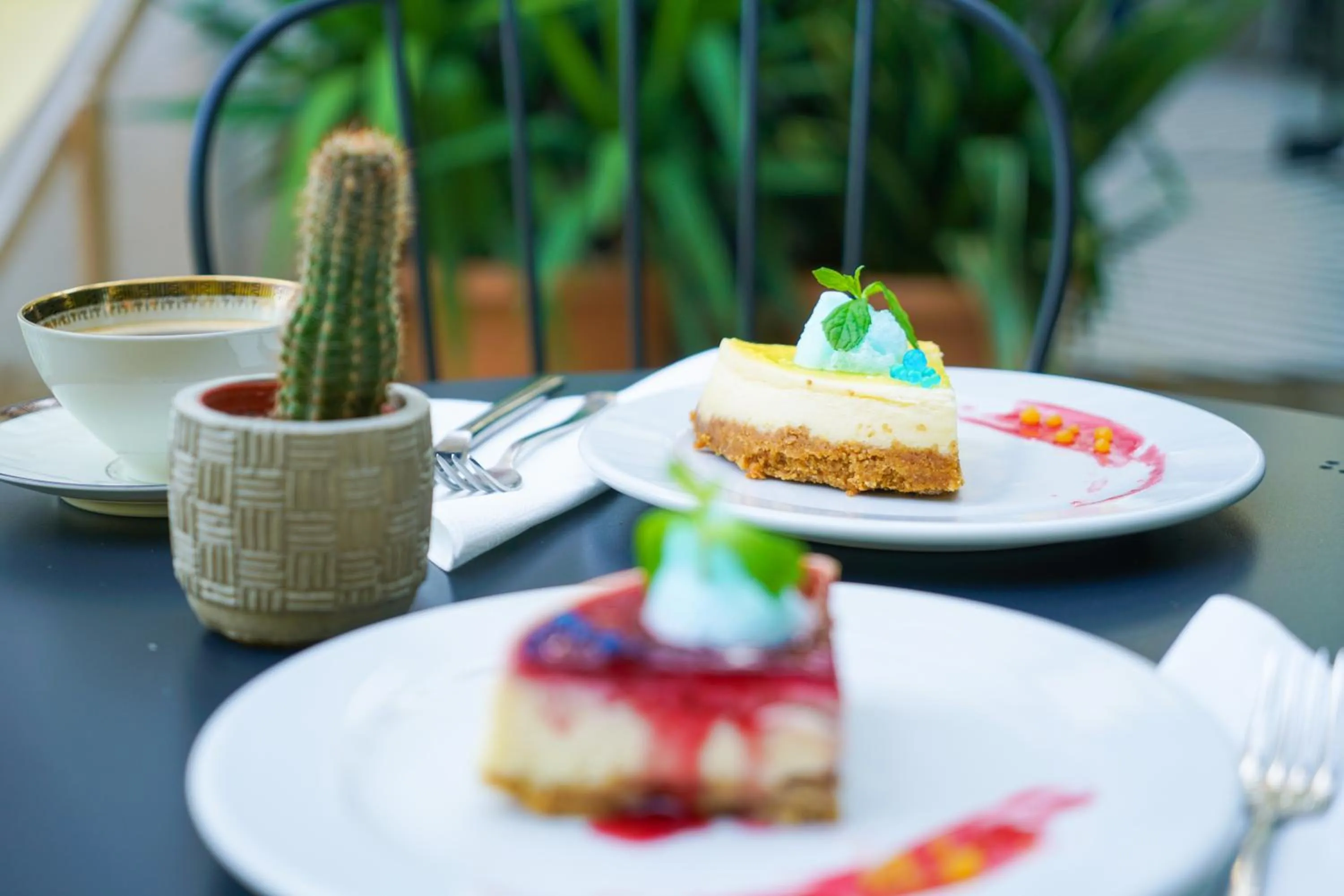 Restaurant/places to eat in Serguzest Otel