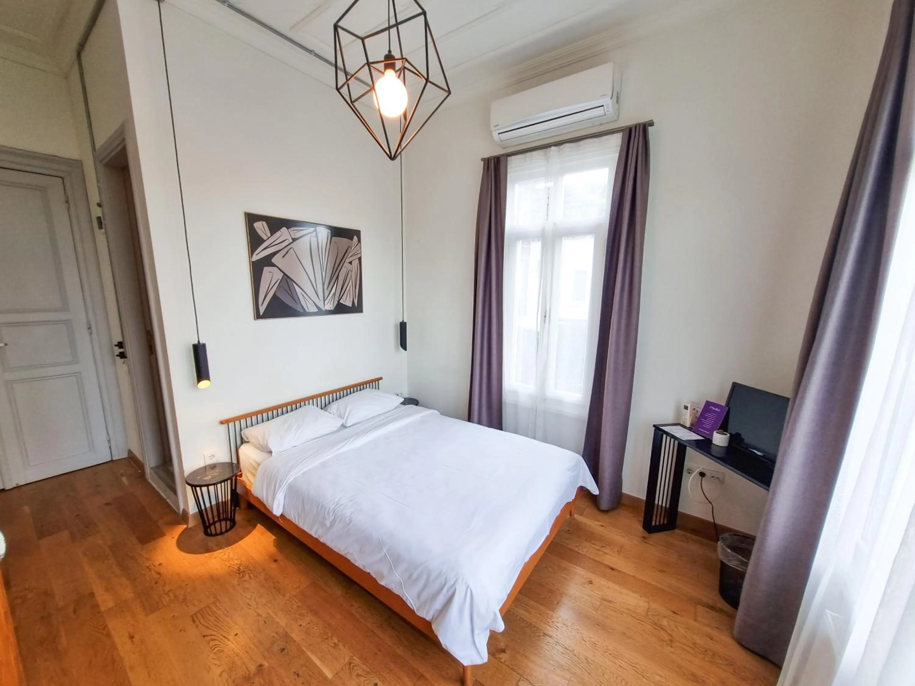 Bed in Serguzest Otel