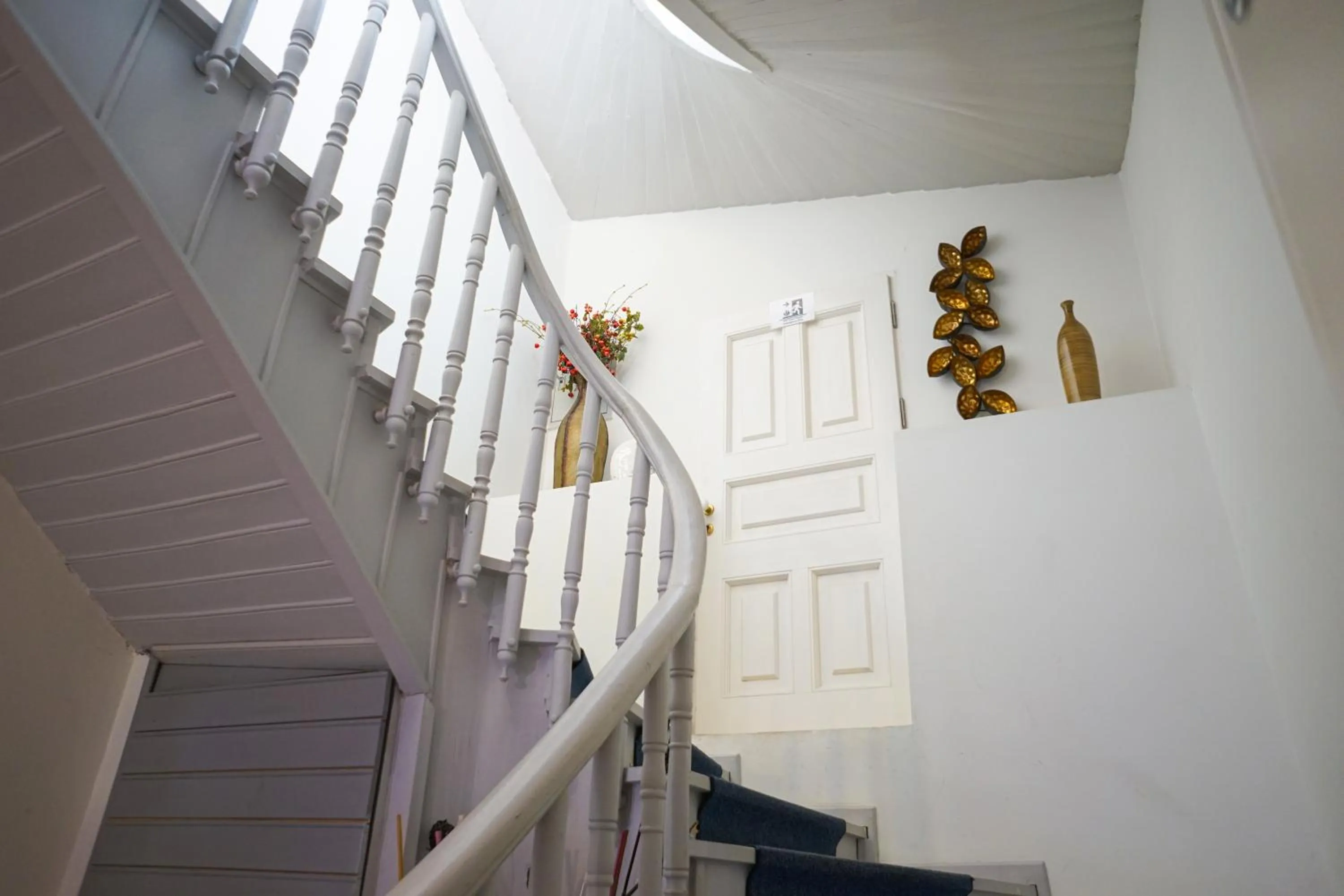 Property building in Serguzest Otel