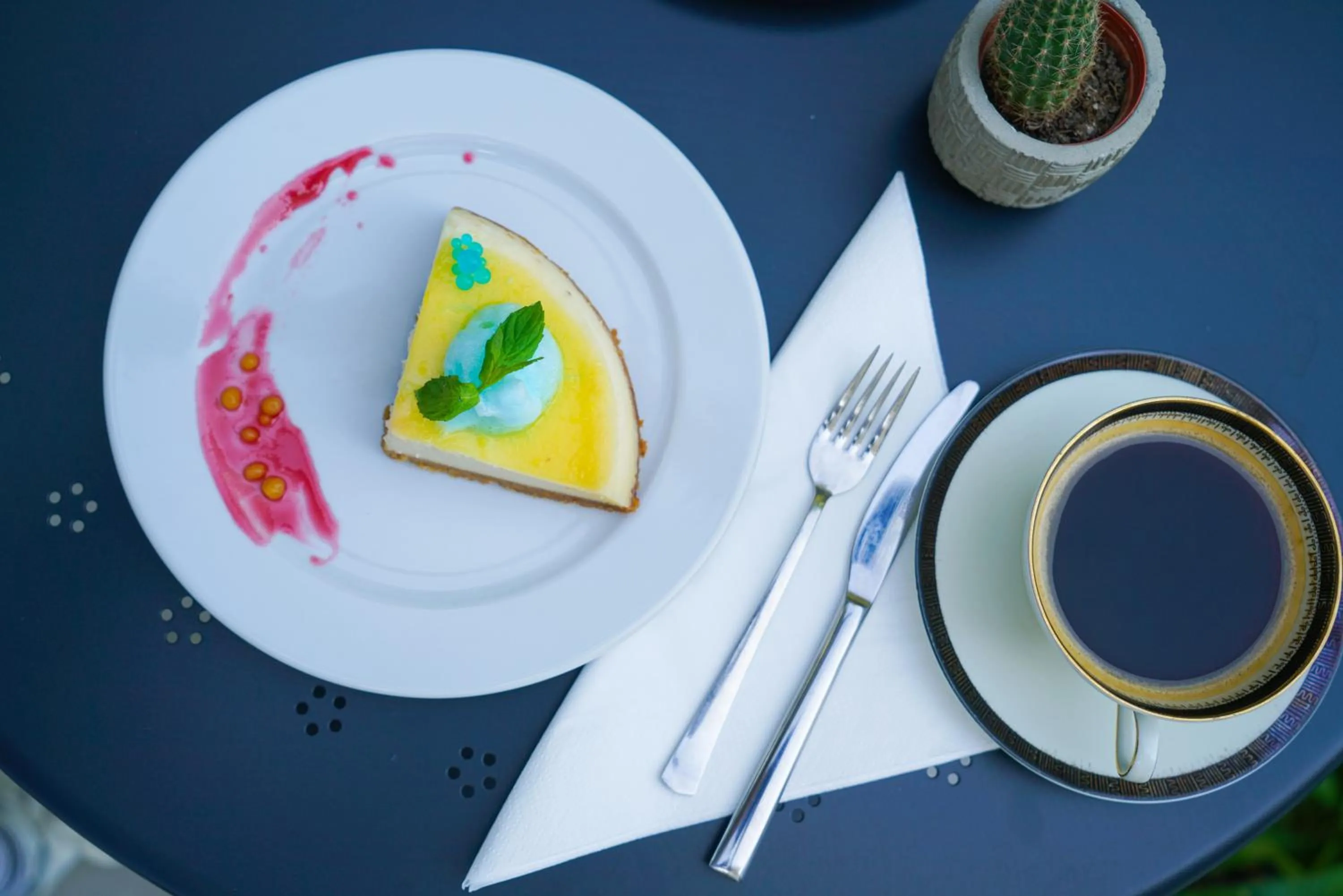 Restaurant/places to eat in Serguzest Otel