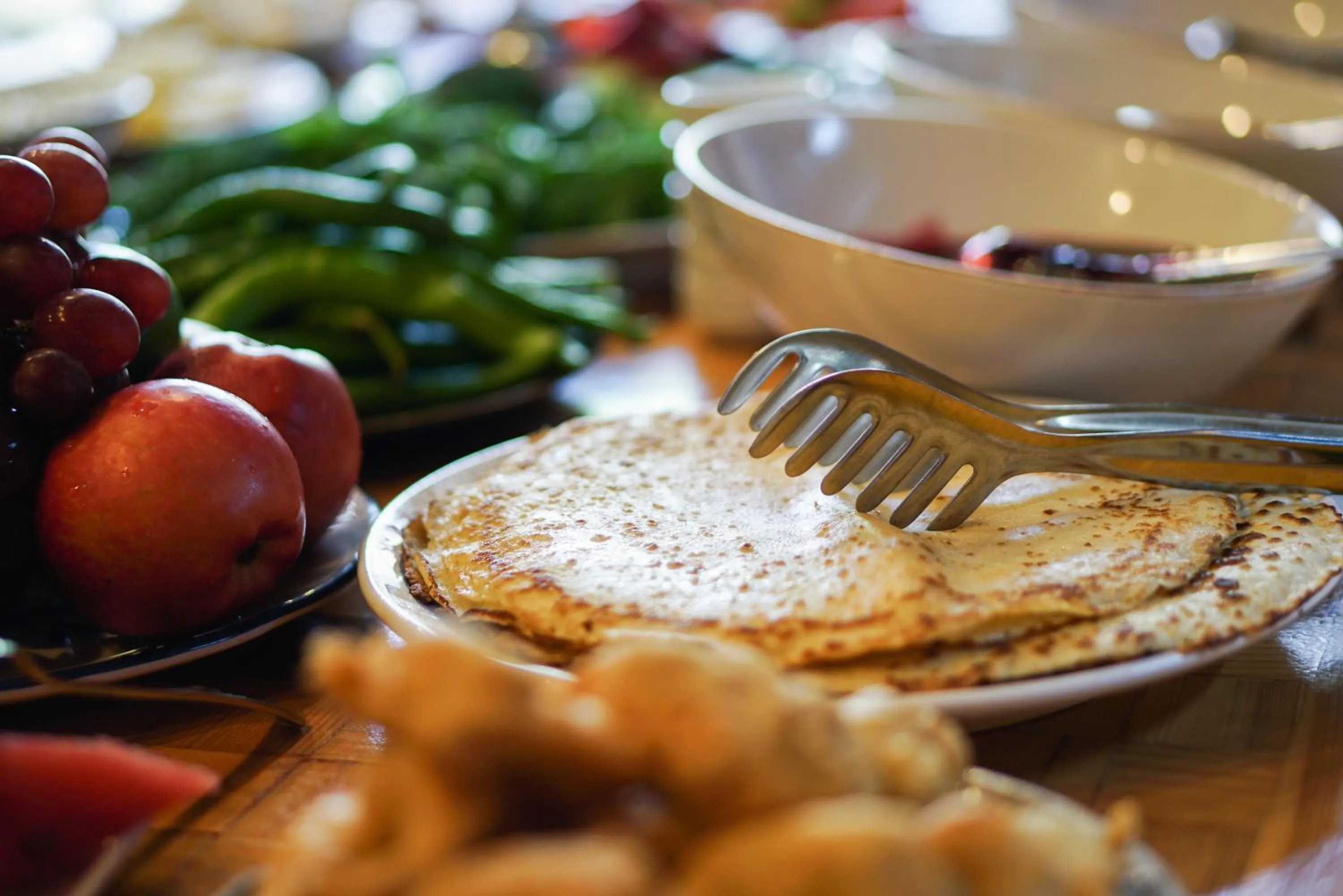 Restaurant/places to eat in Serguzest Otel