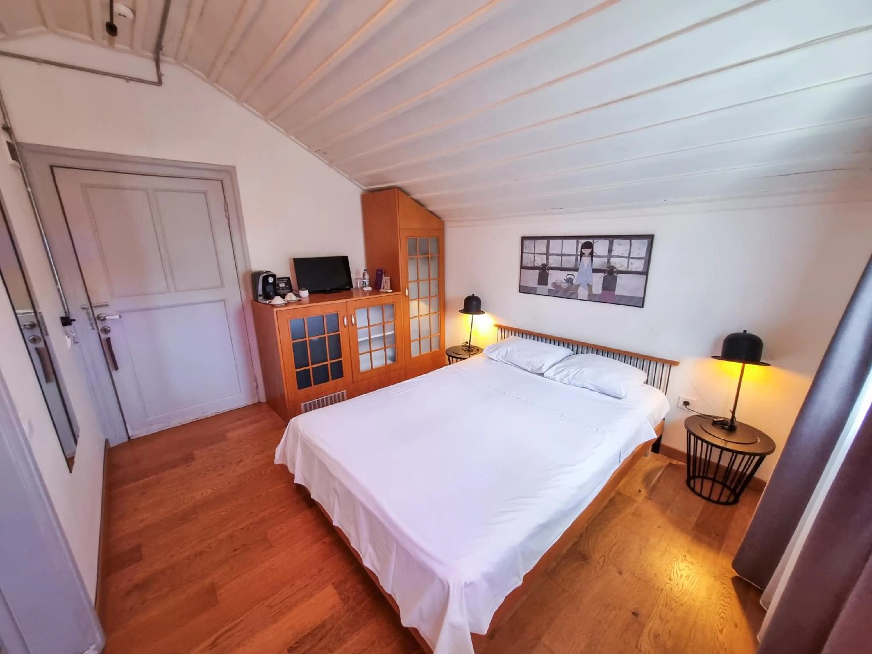 Bed in Serguzest Otel