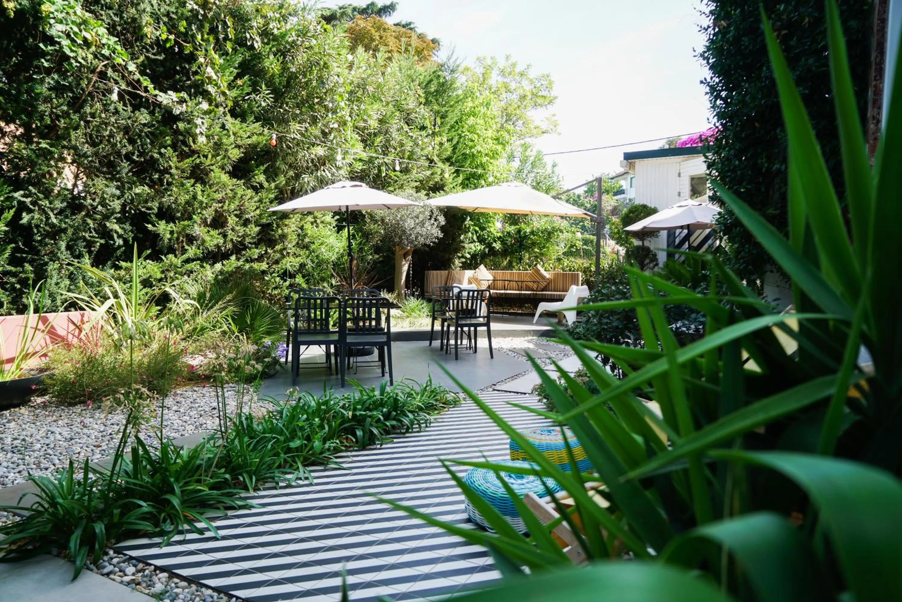 Property building in Serguzest Otel