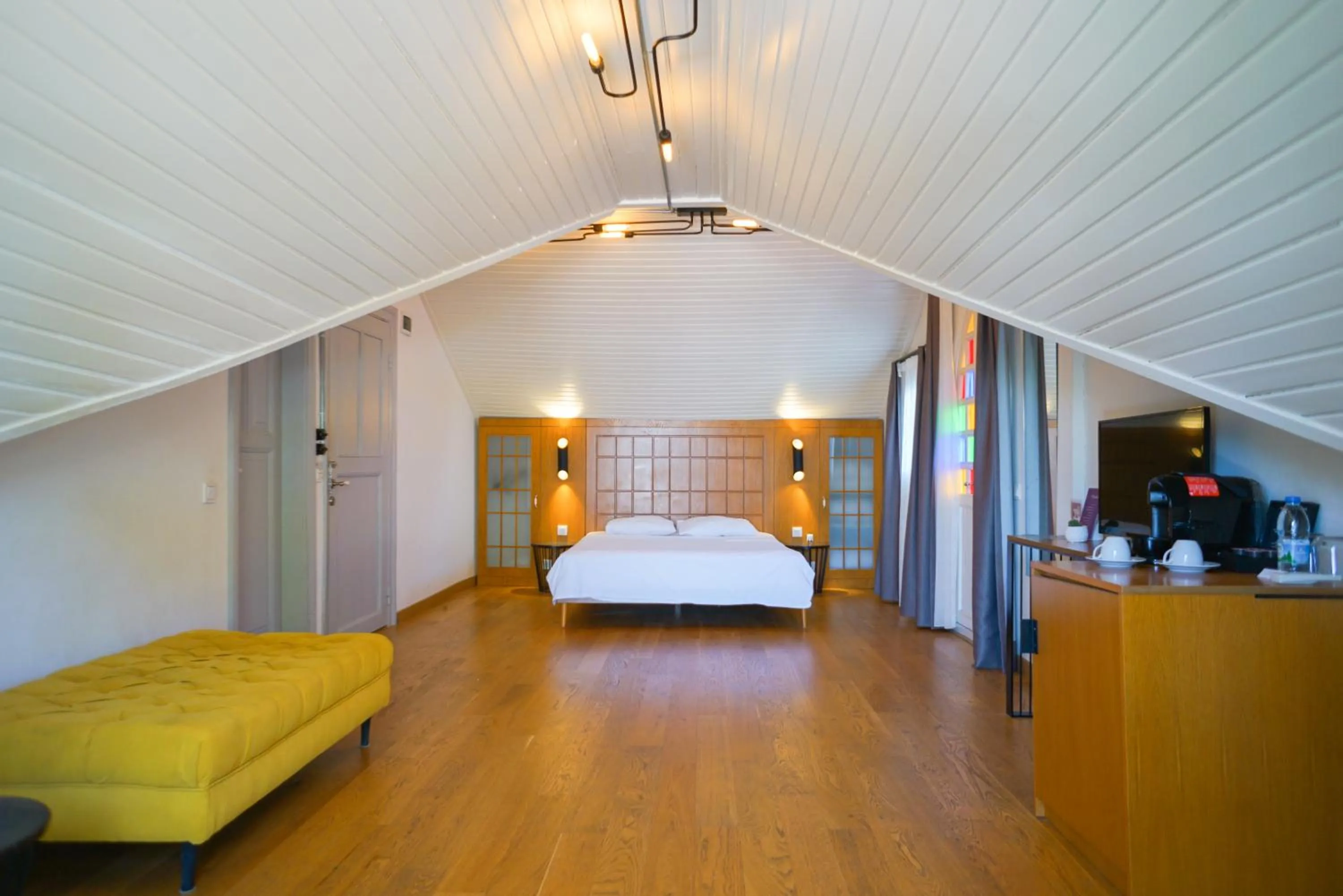 Bed in Serguzest Otel