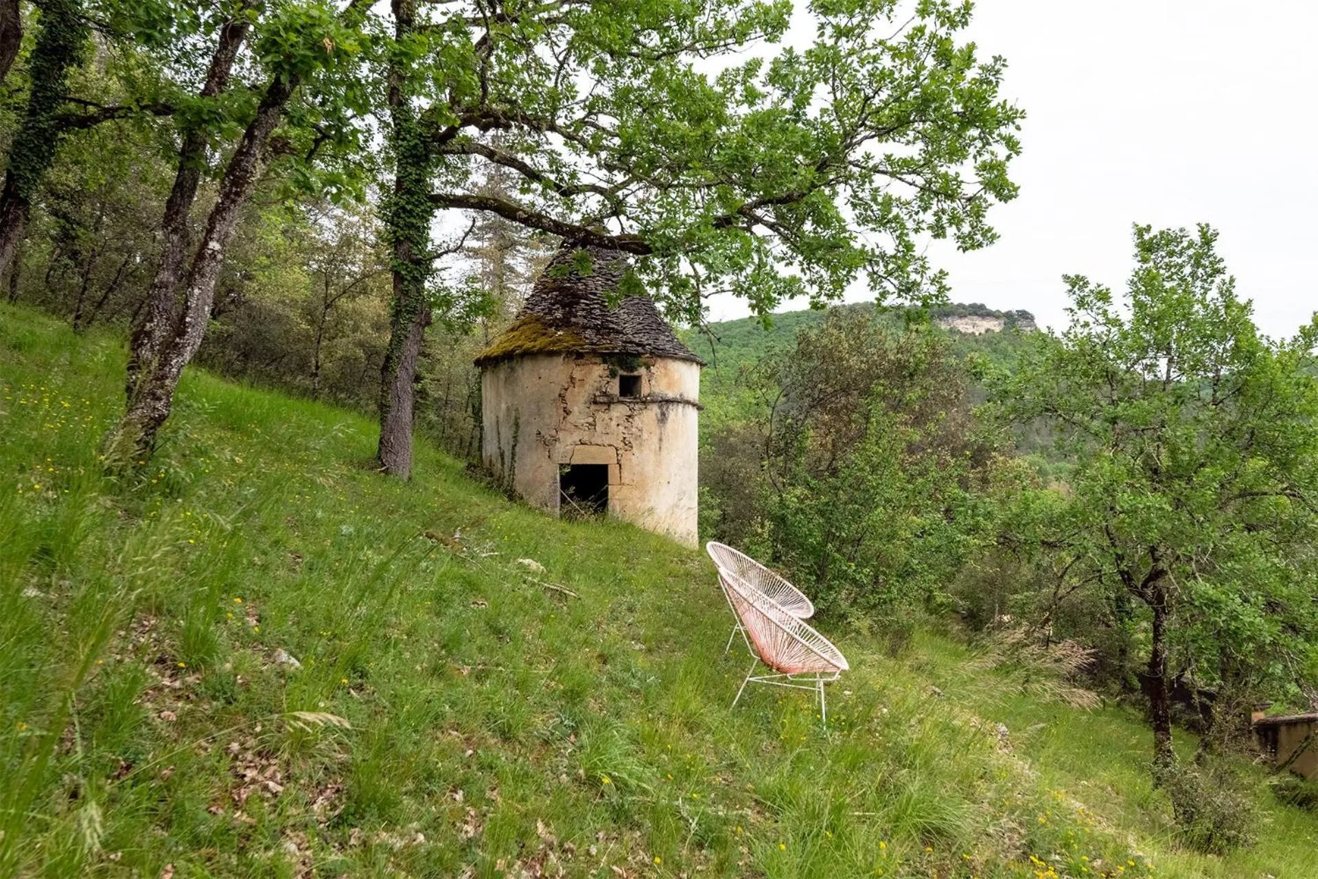 Property building in La Tour de Cause