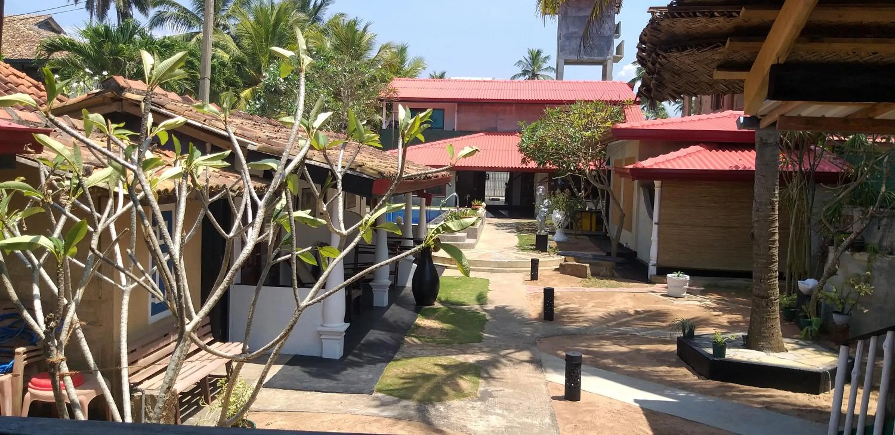 Facade/entrance in Janus Paradise Rest