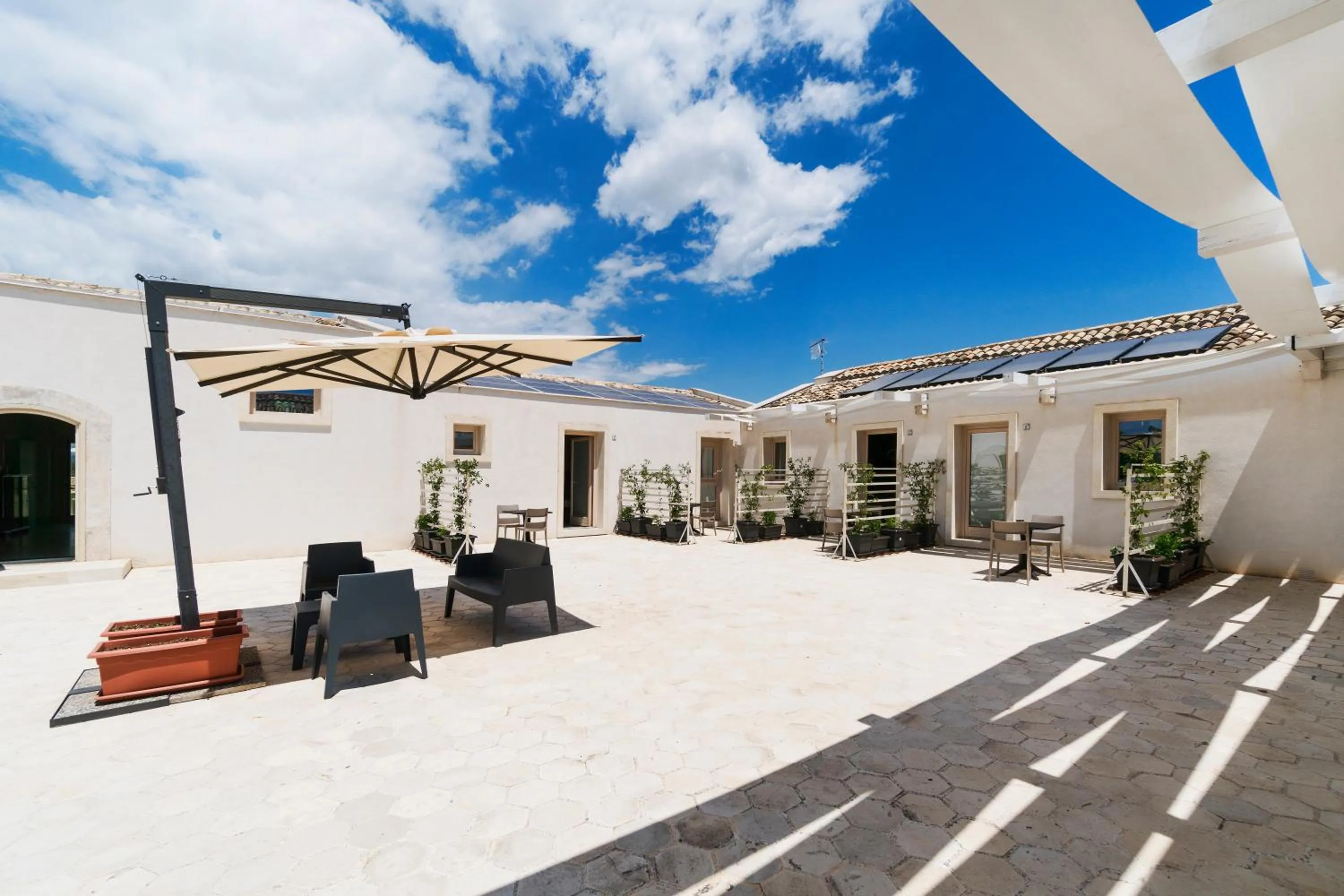 Facade/entrance in Addauro Resort