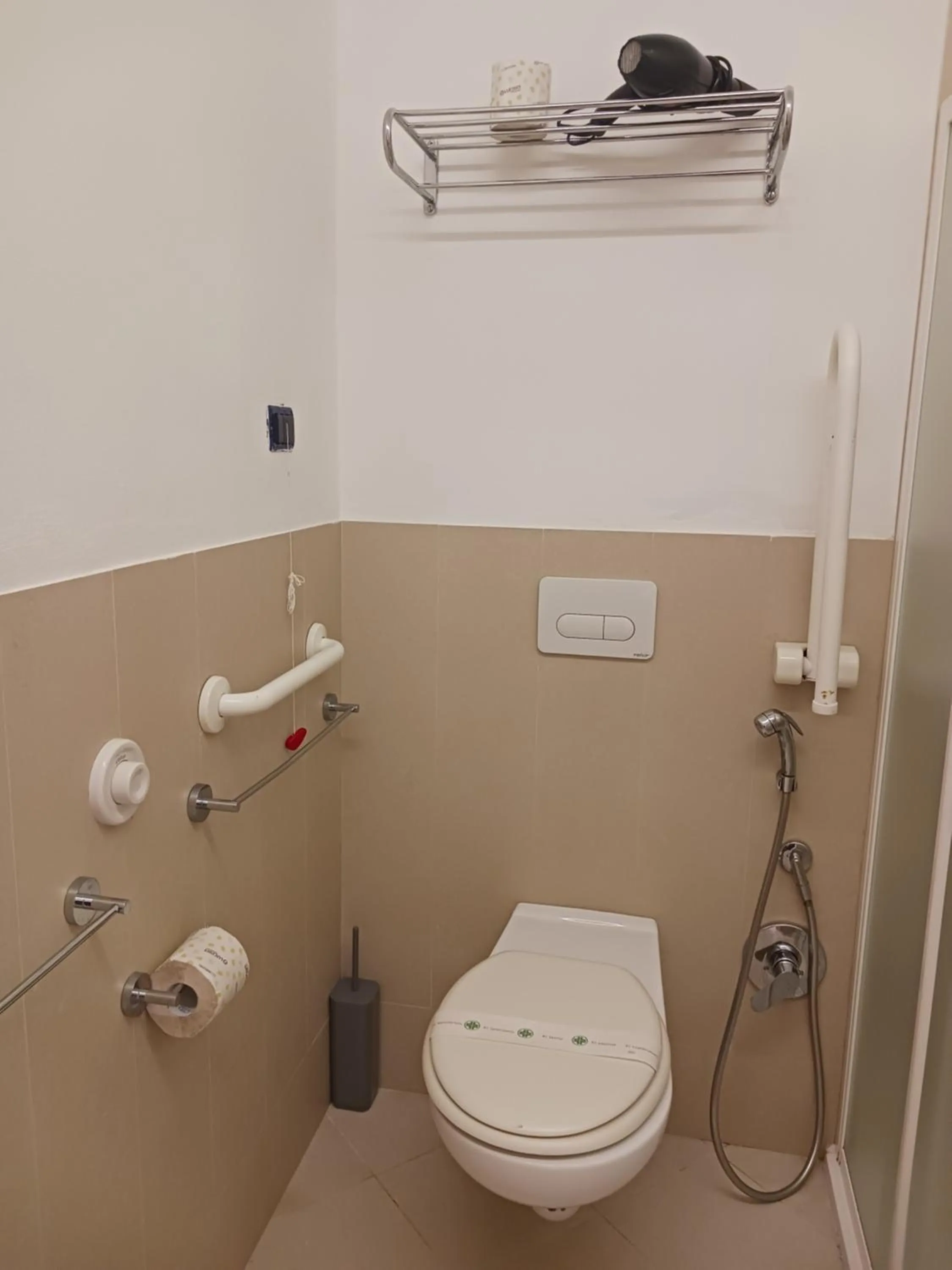 Shower in Addauro Resort