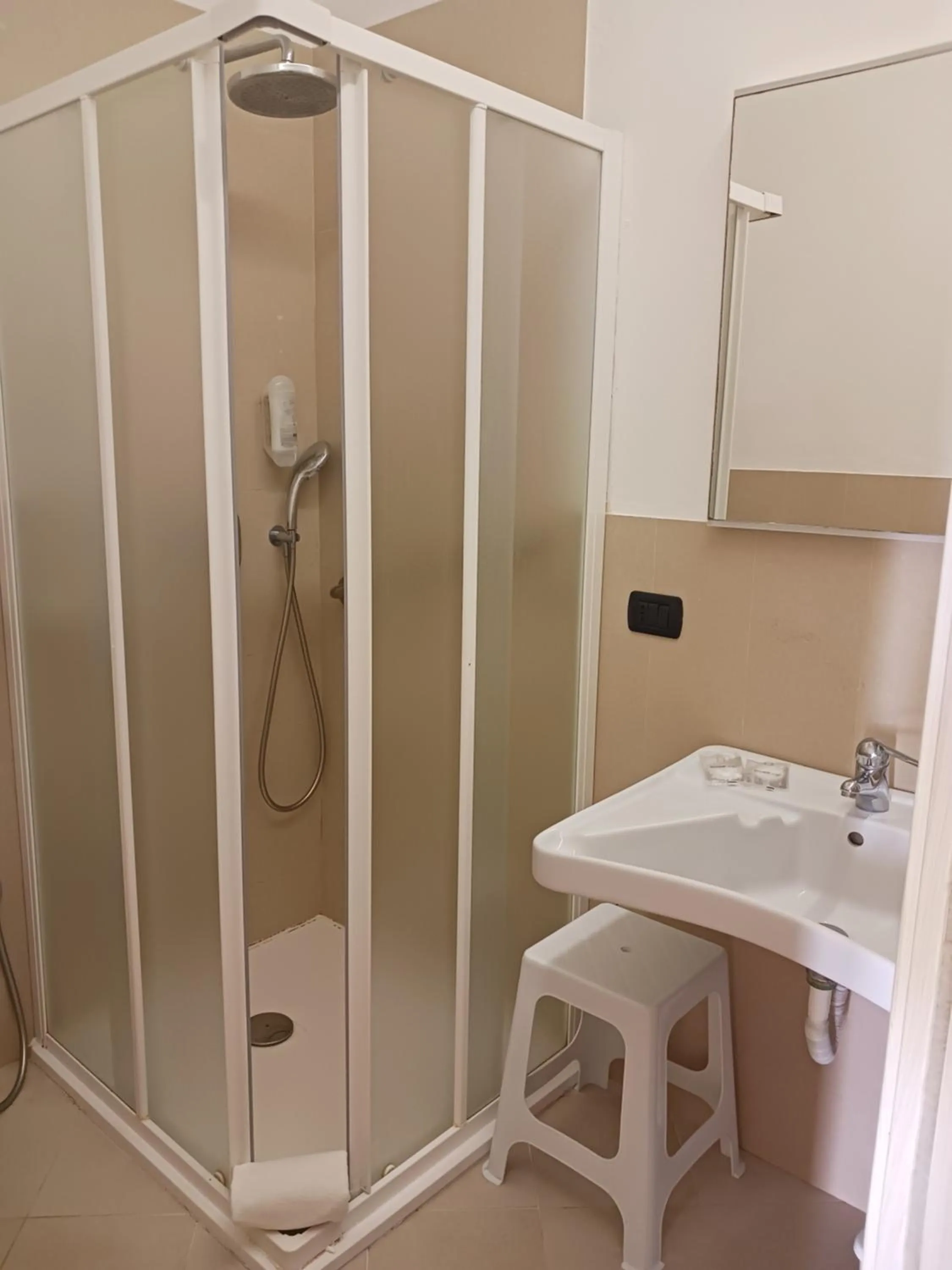 Shower in Addauro Resort