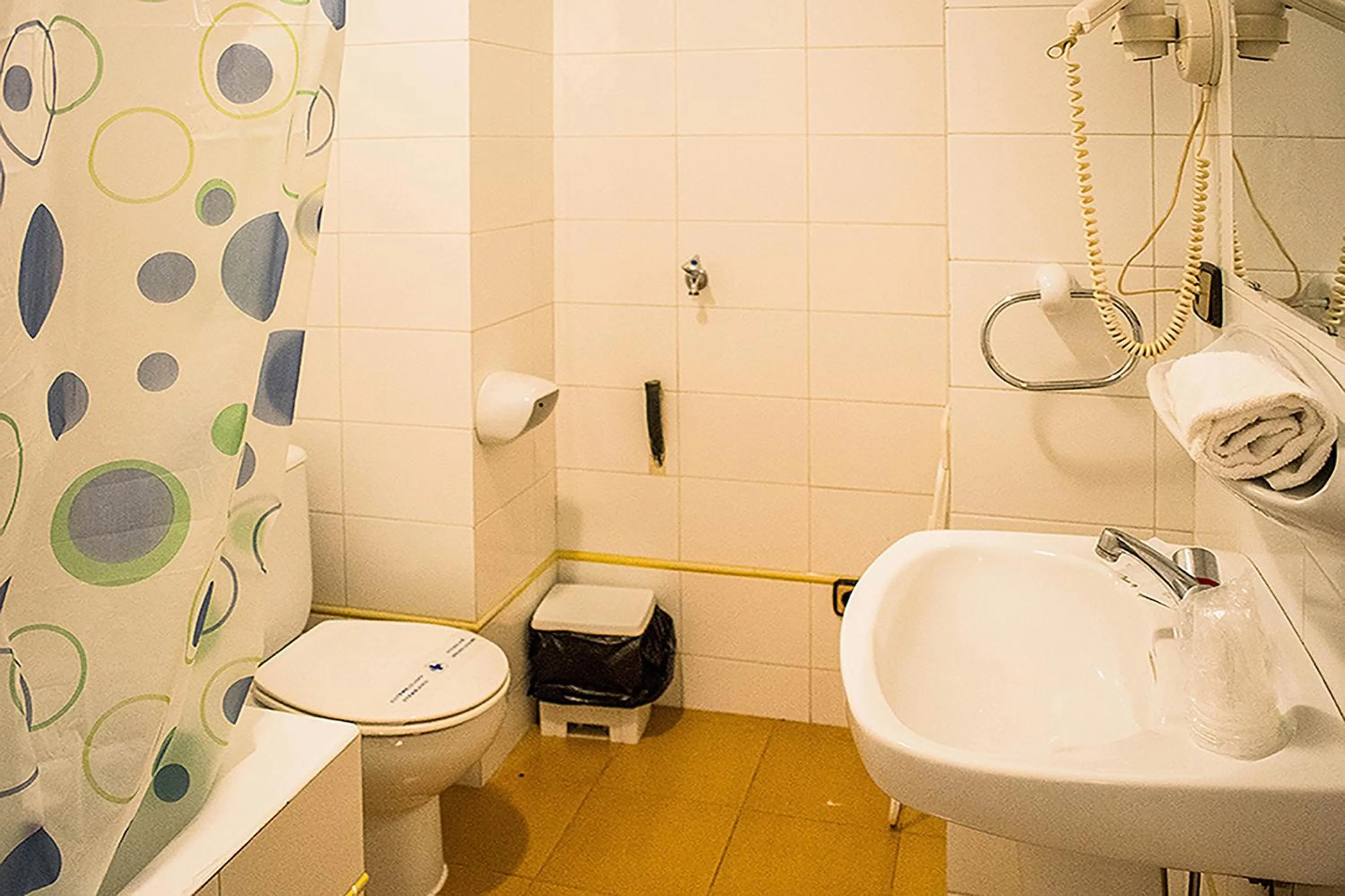 Bathroom in Cims Pas 3000