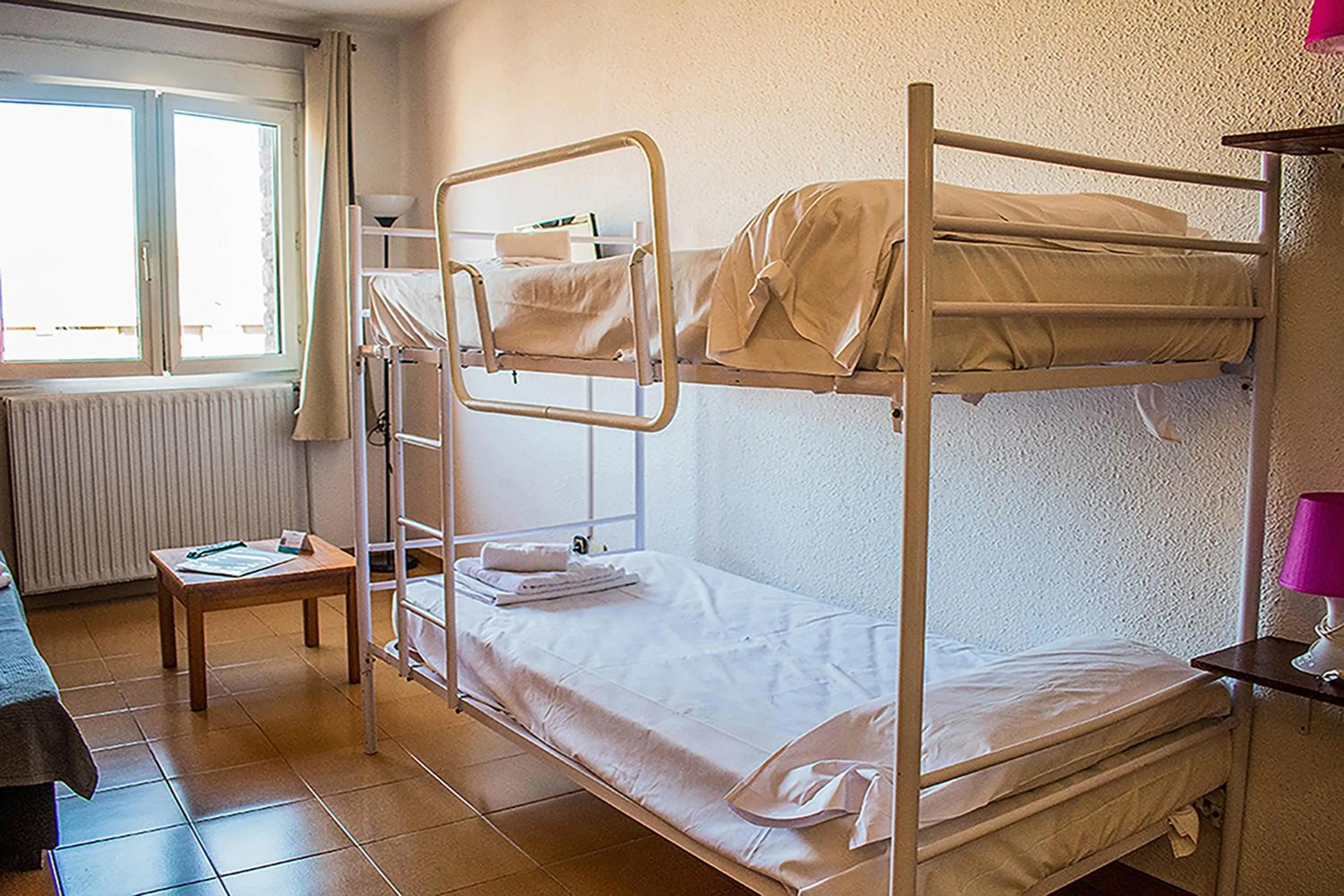 Bedroom, Bed in Cims Pas 3000