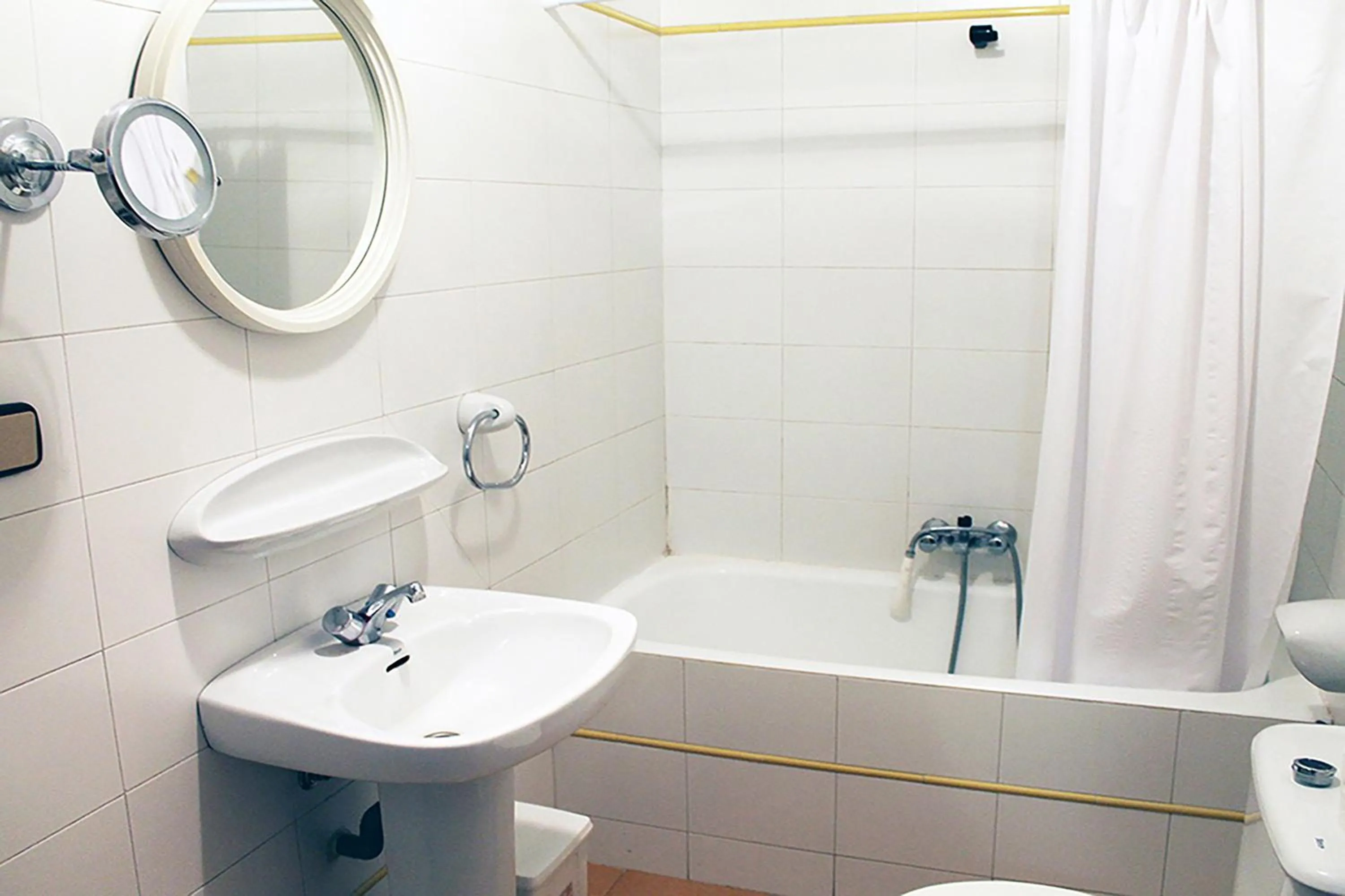 Bathroom in Cims Pas 3000