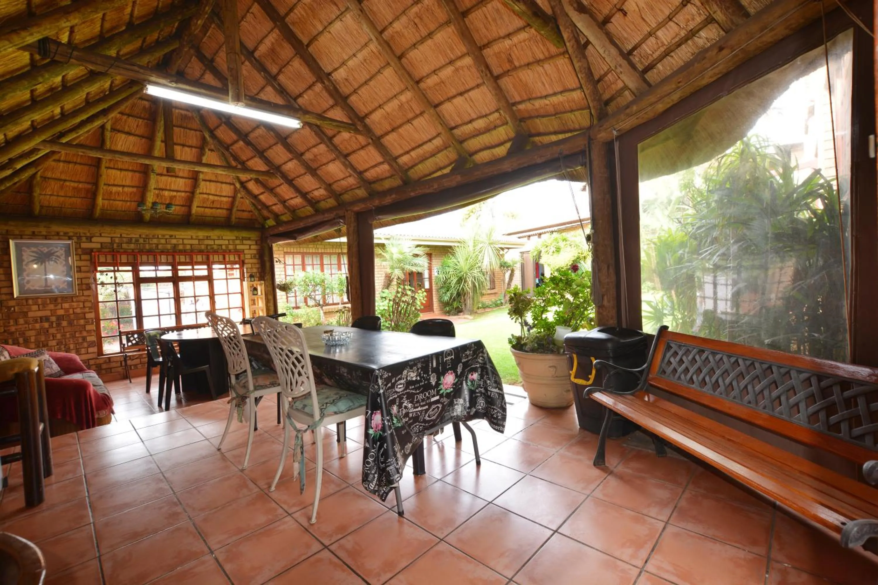 BBQ facilities in Kairos Home