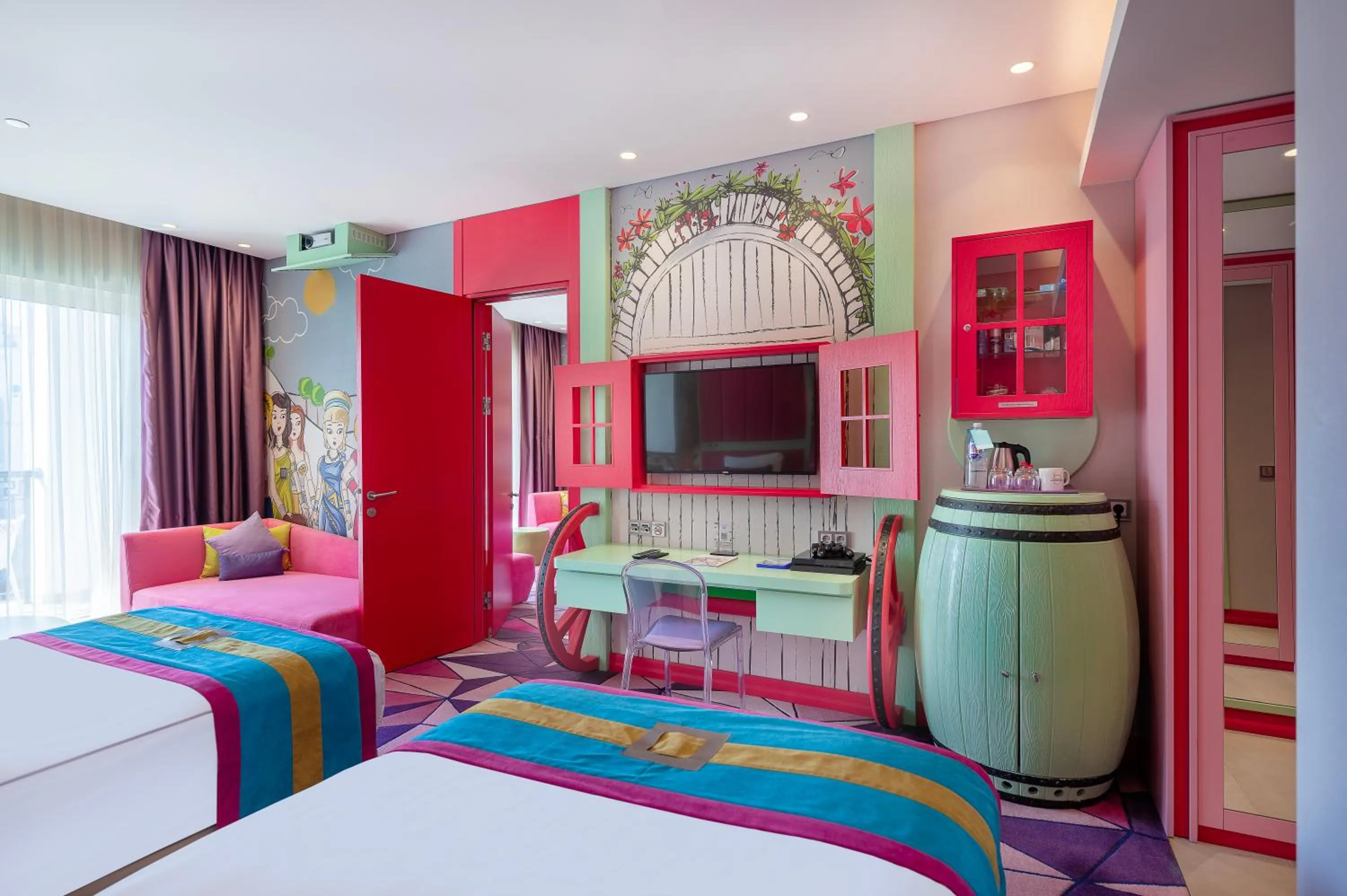 Bedroom, Bed in The Land Of Legends Kingdom Hotel - All-in Concept
