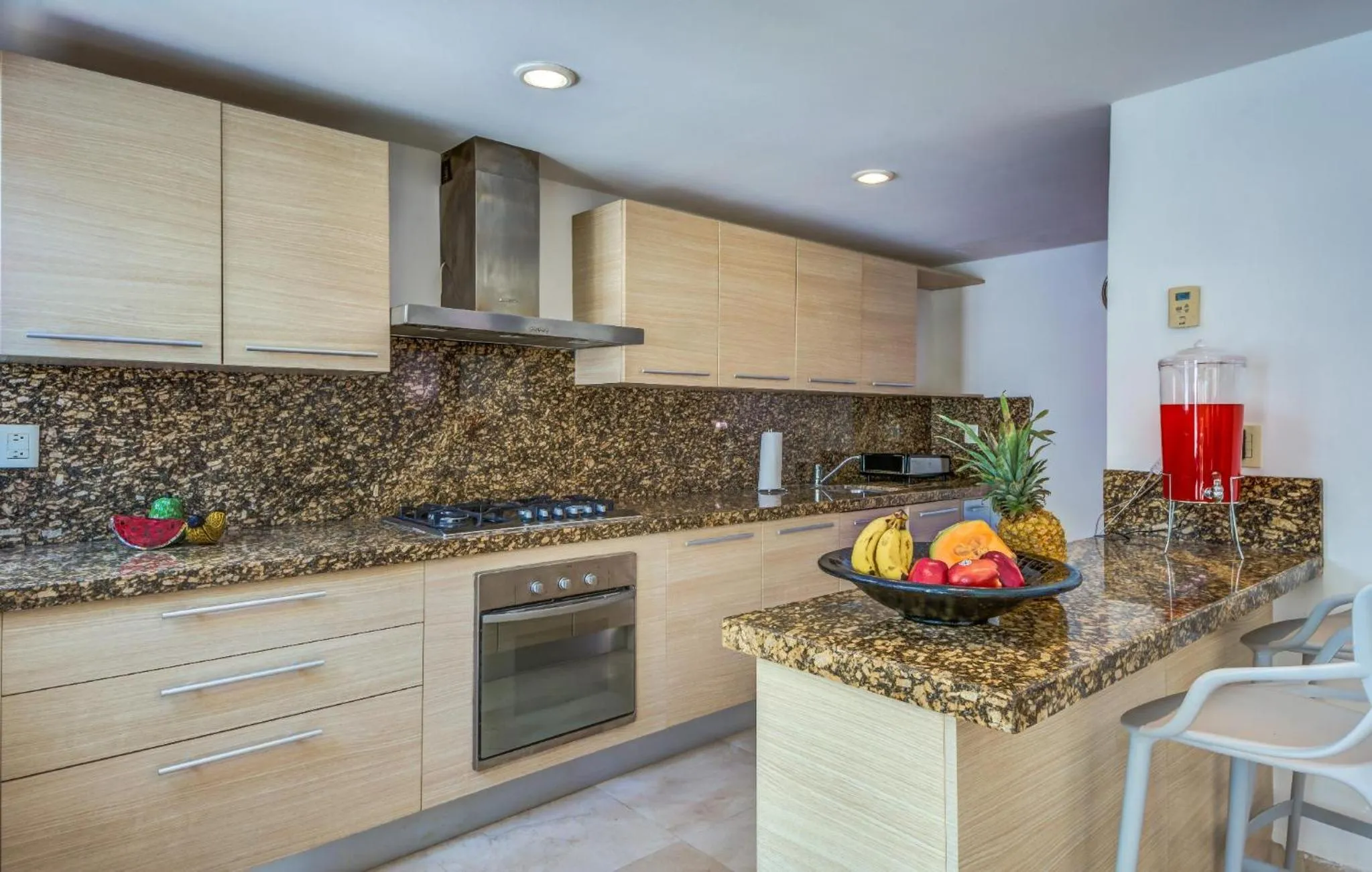 Kitchen or kitchenette in Luxurious & Central Condo In Playa Steps From The Beach