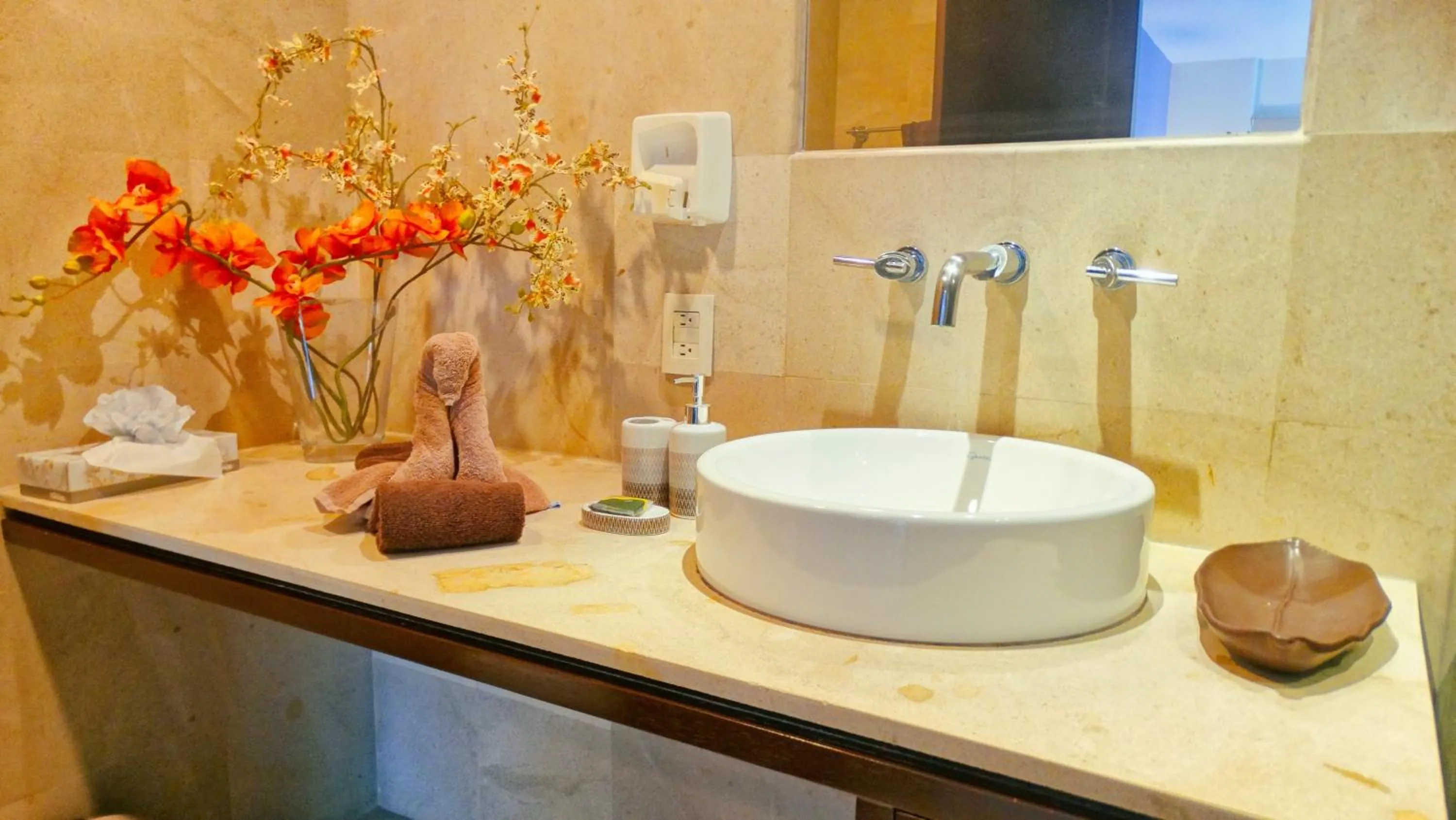 Bathroom in Luxurious & Central Condo In Playa Steps From The Beach
