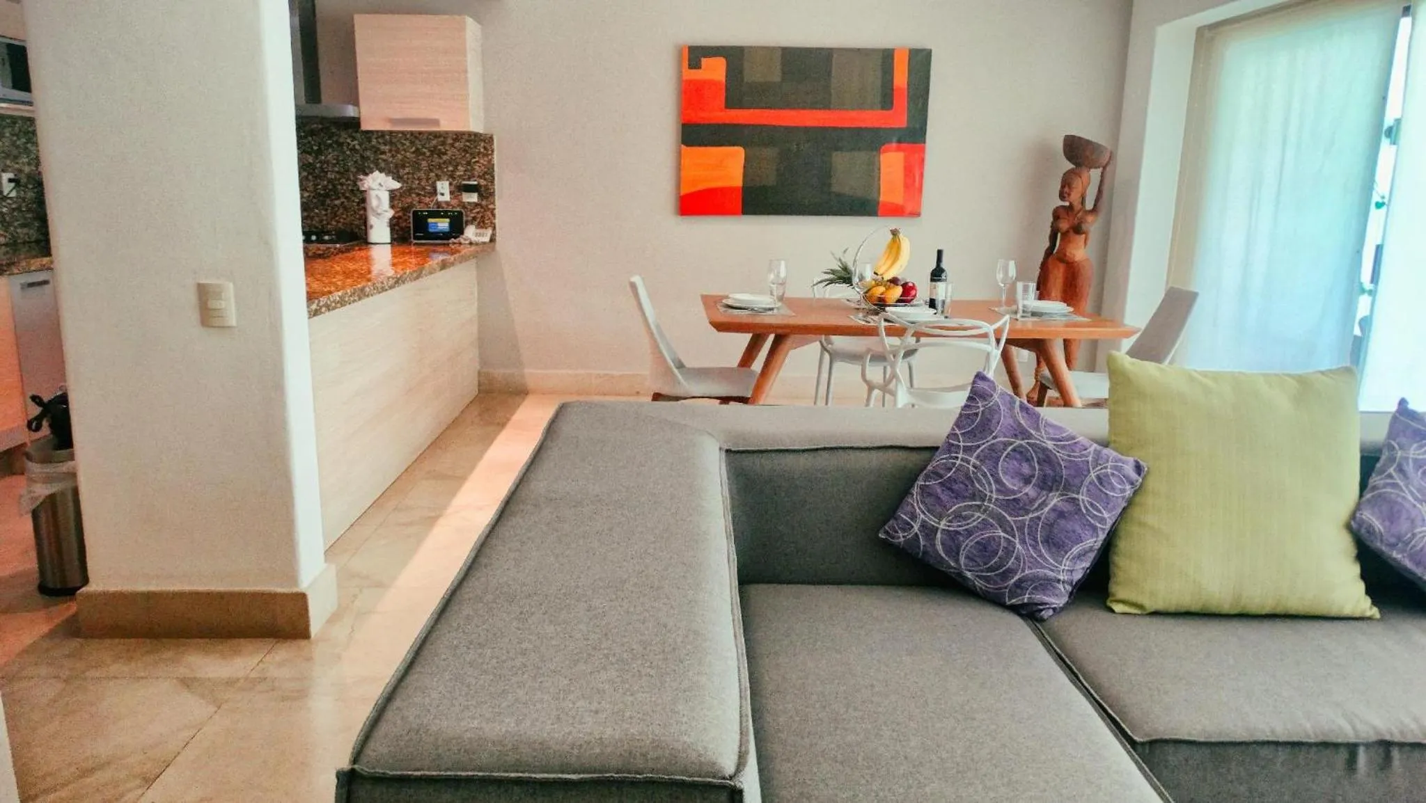 Living room in Luxurious & Central Condo In Playa Steps From The Beach