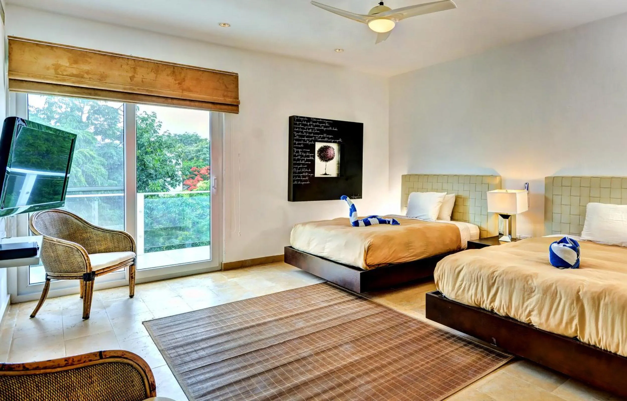 Bedroom, Bed in Luxurious & Central Condo In Playa Steps From The Beach