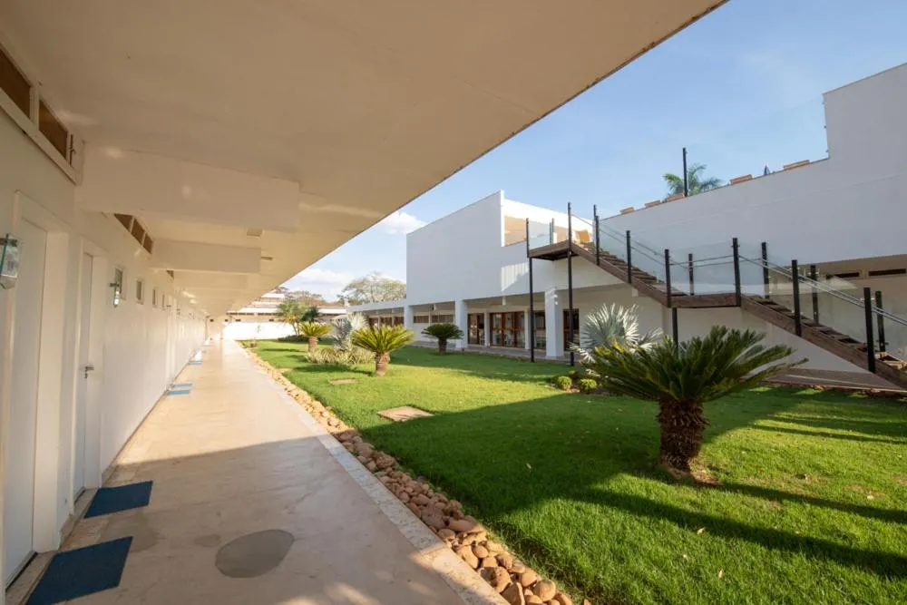 Grande Lago Hotel Gastronomia Bar