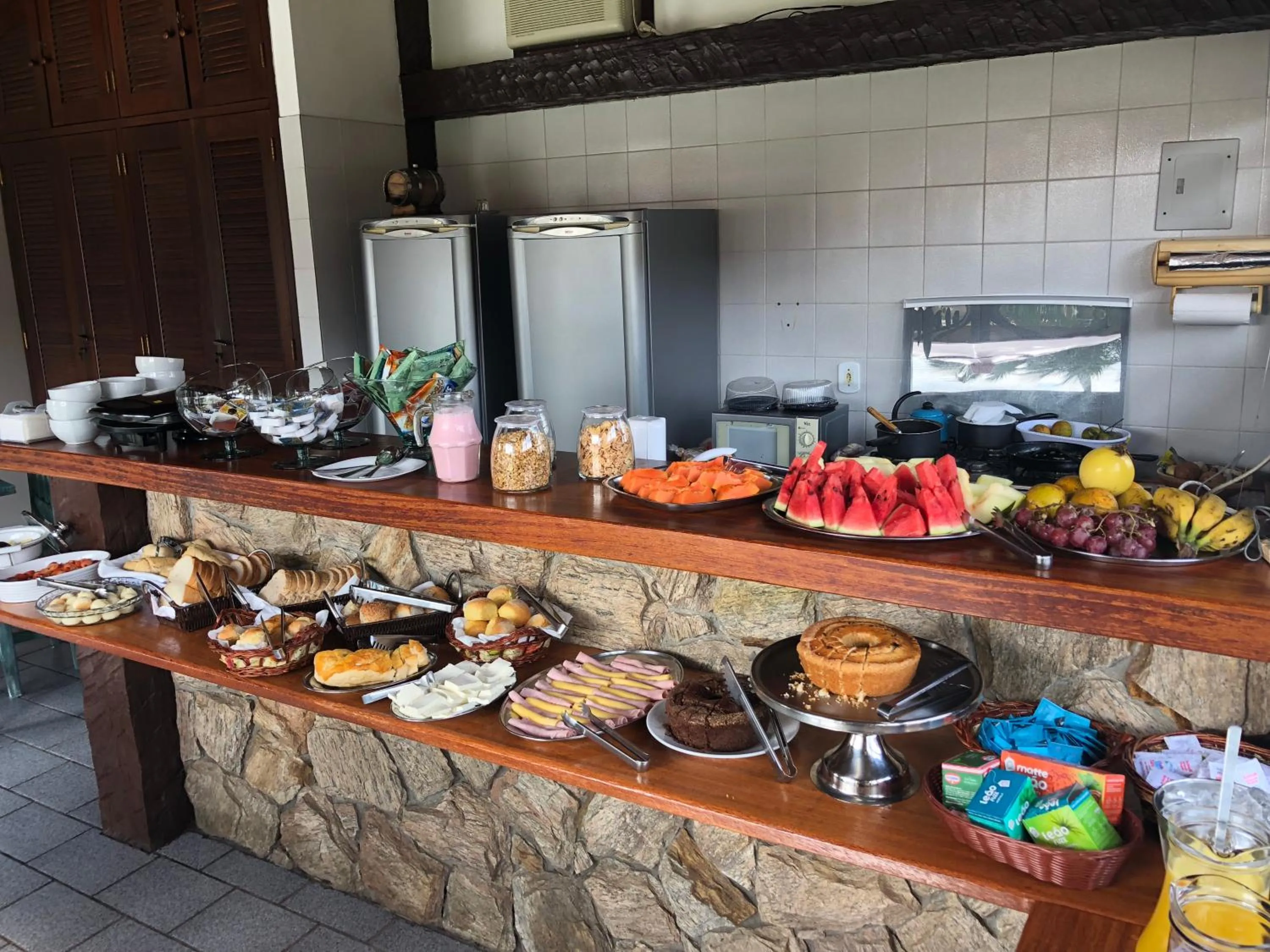 Buffet breakfast in Pousada Casuarina Geribá