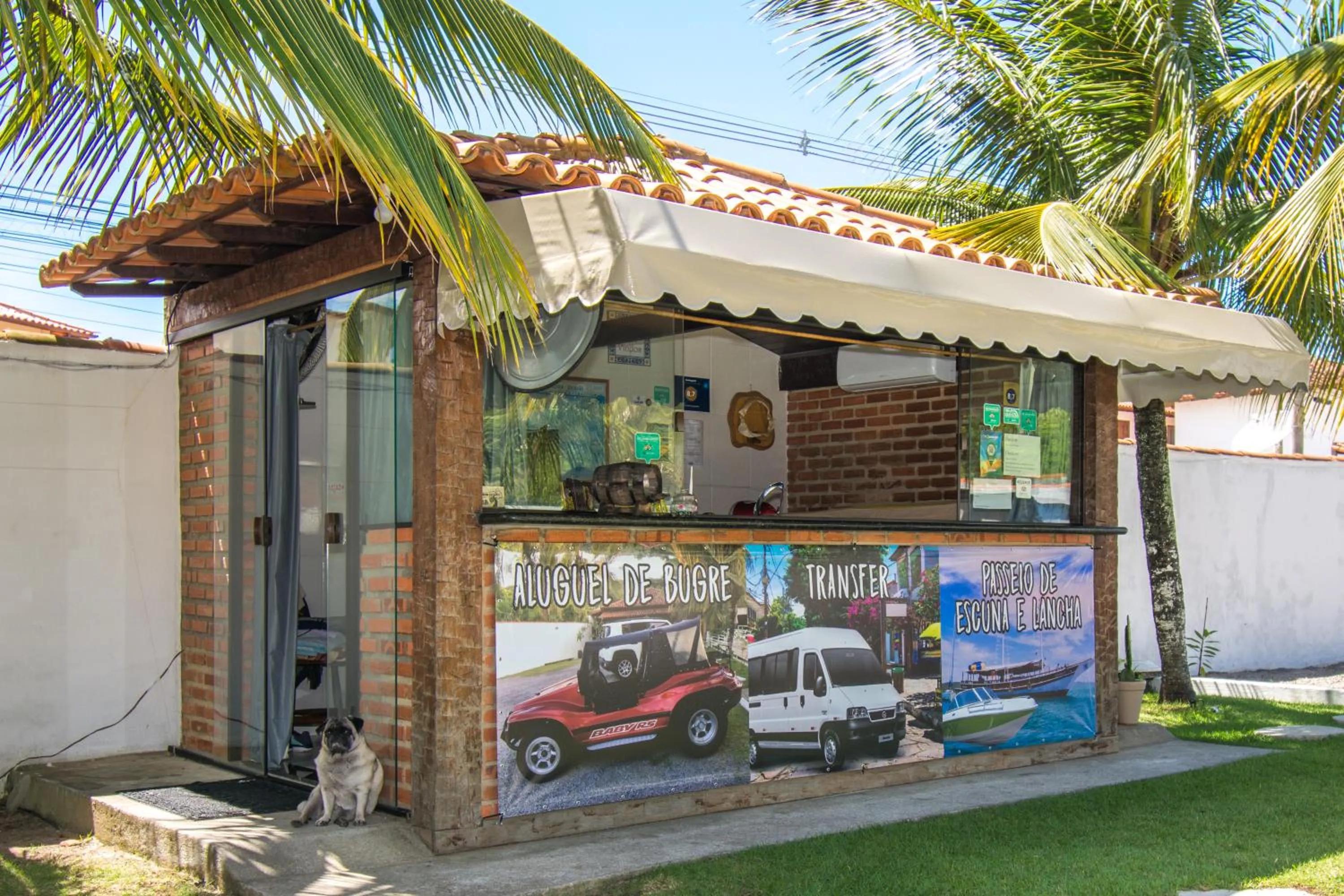 Lobby or reception in Pousada Casuarina Geribá