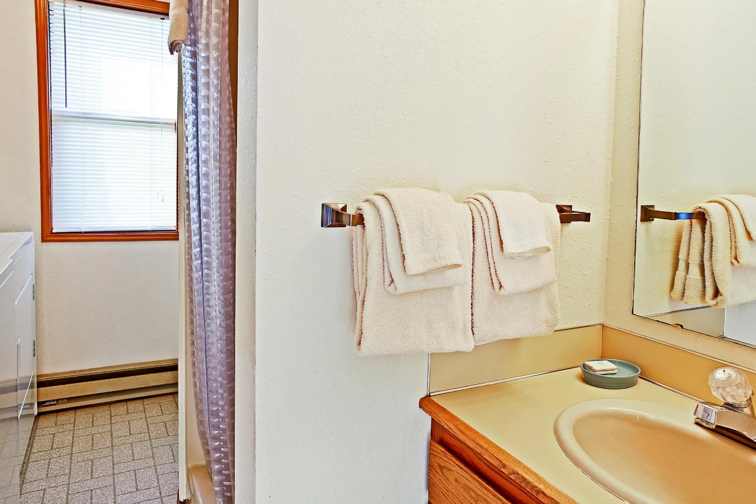 Haven Hideaway - Ocean Views from Every Room