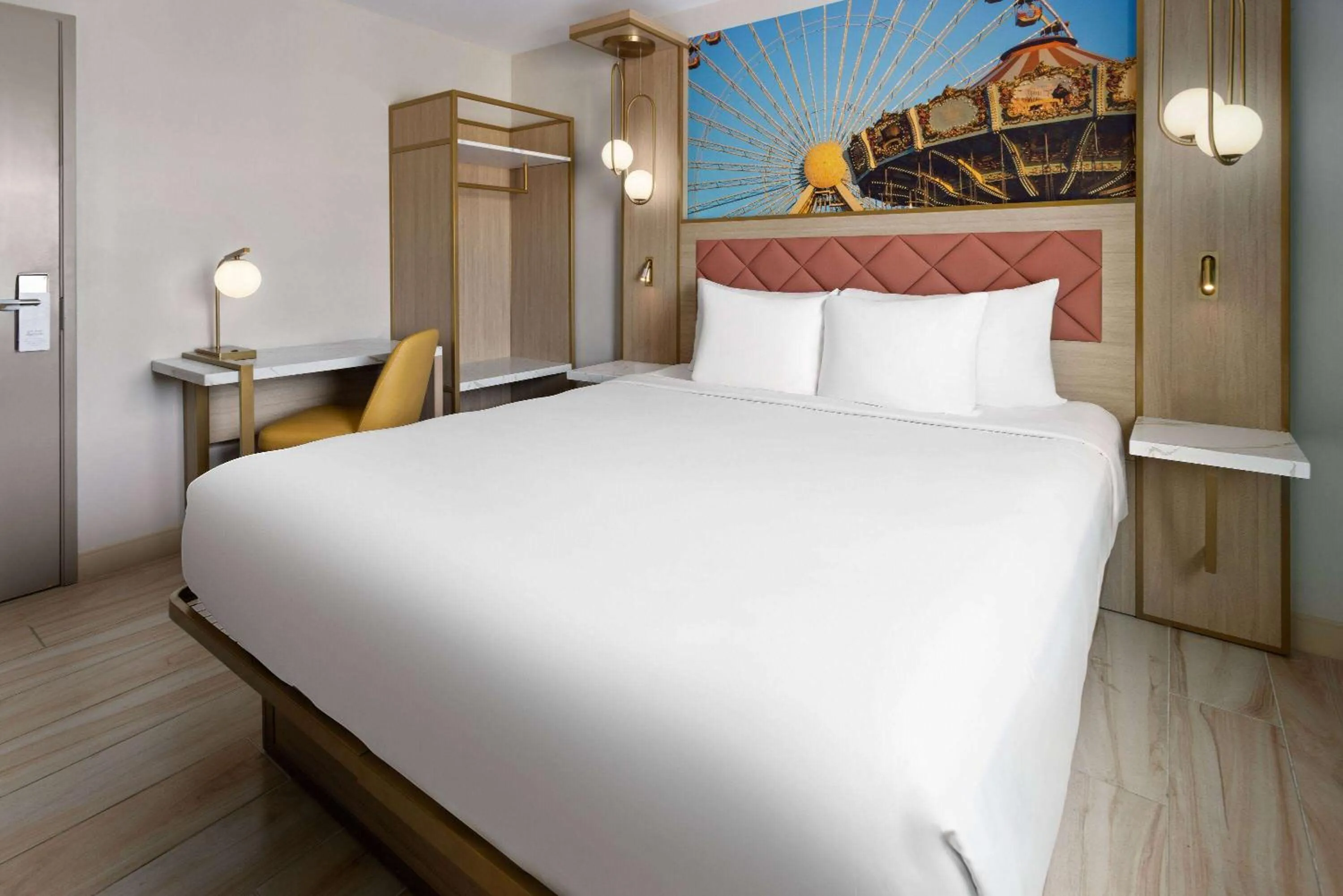 Photo of the whole room, Bed in The Vibes Hotel, Trademark Collection by Wyndham