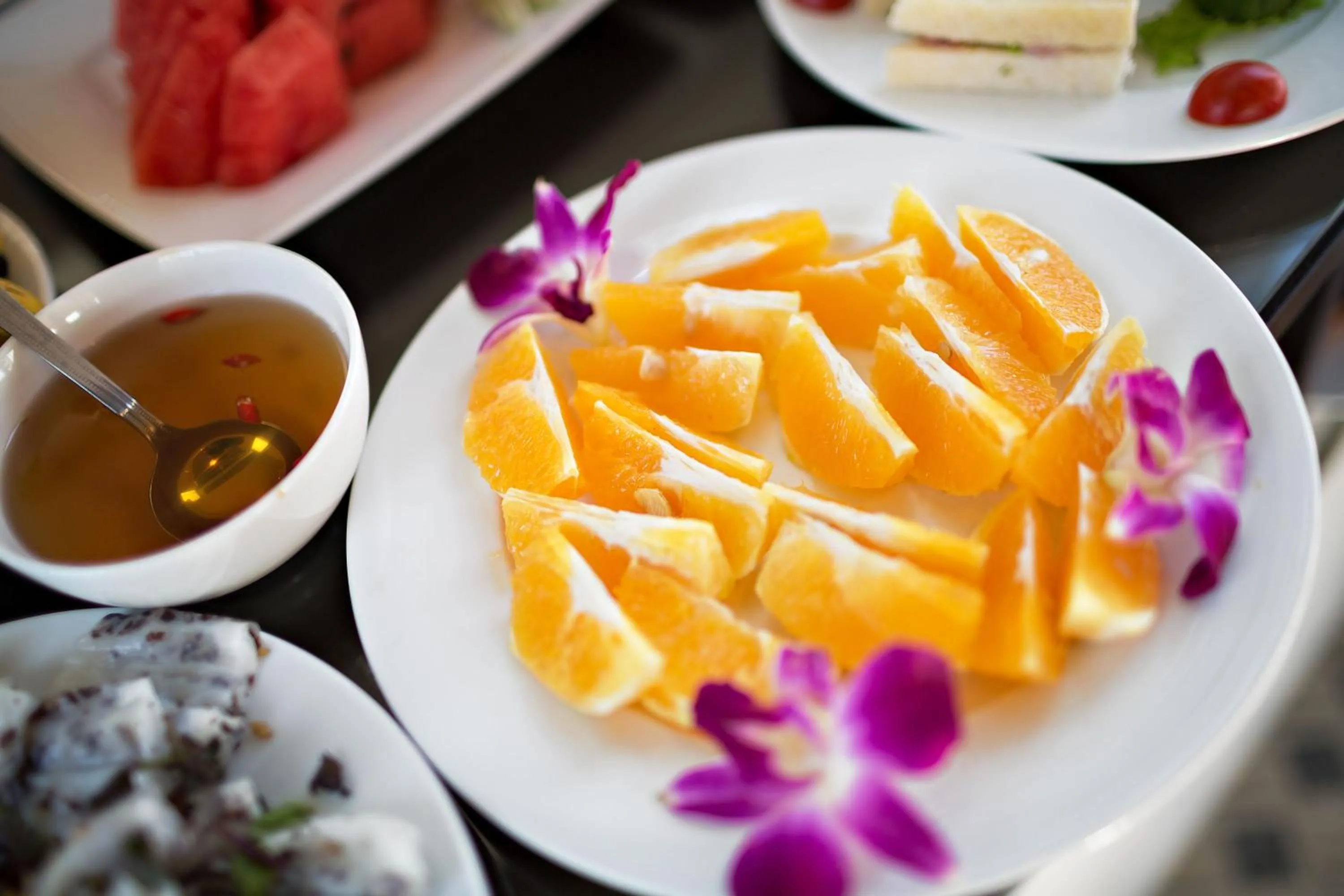 Food and drinks in Golden Moon Suite Hotel & Travel