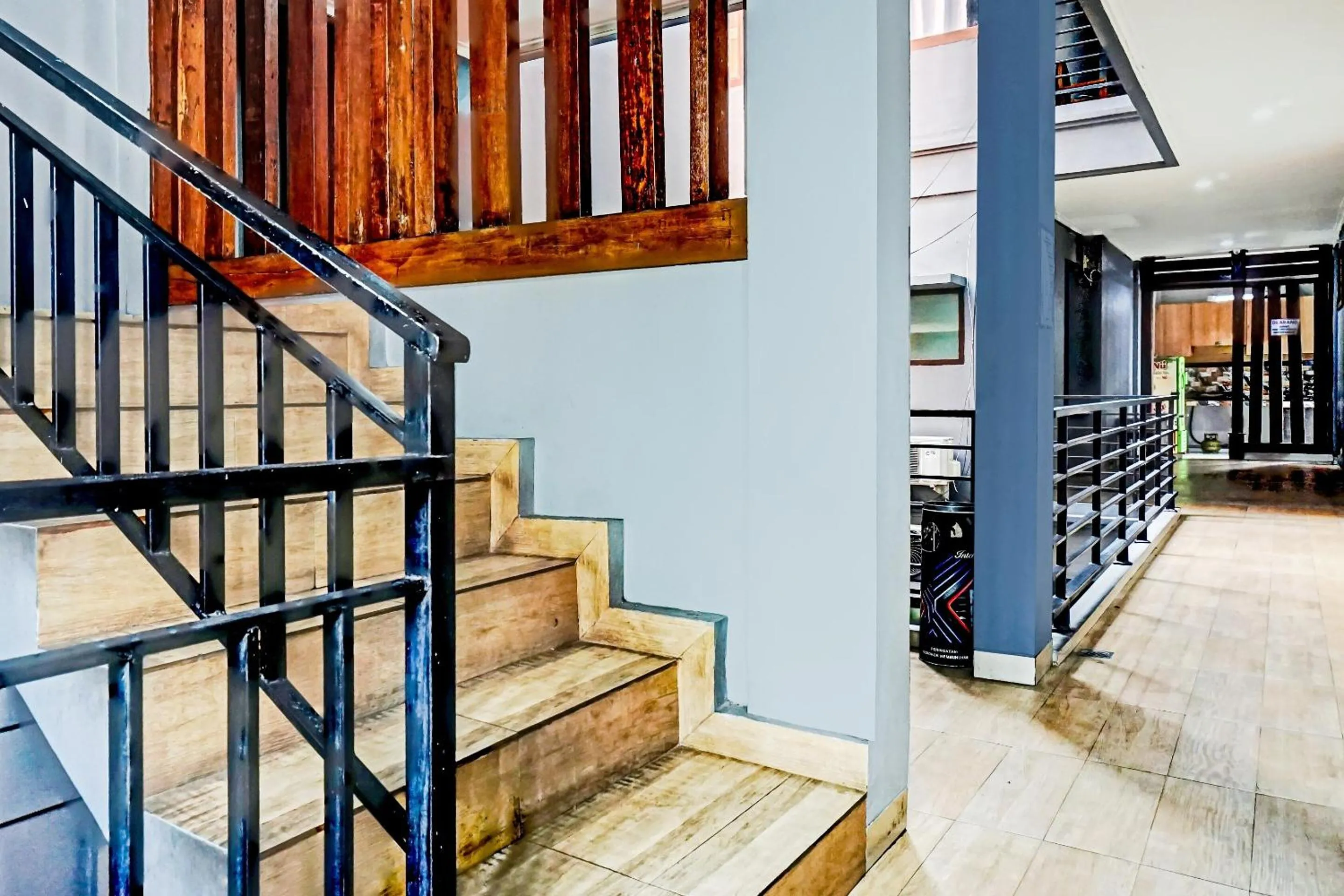 Lobby or reception in OYO 90738 Griya Dara Near Swimming Pool Essence Dharmawangsa JAKARTA