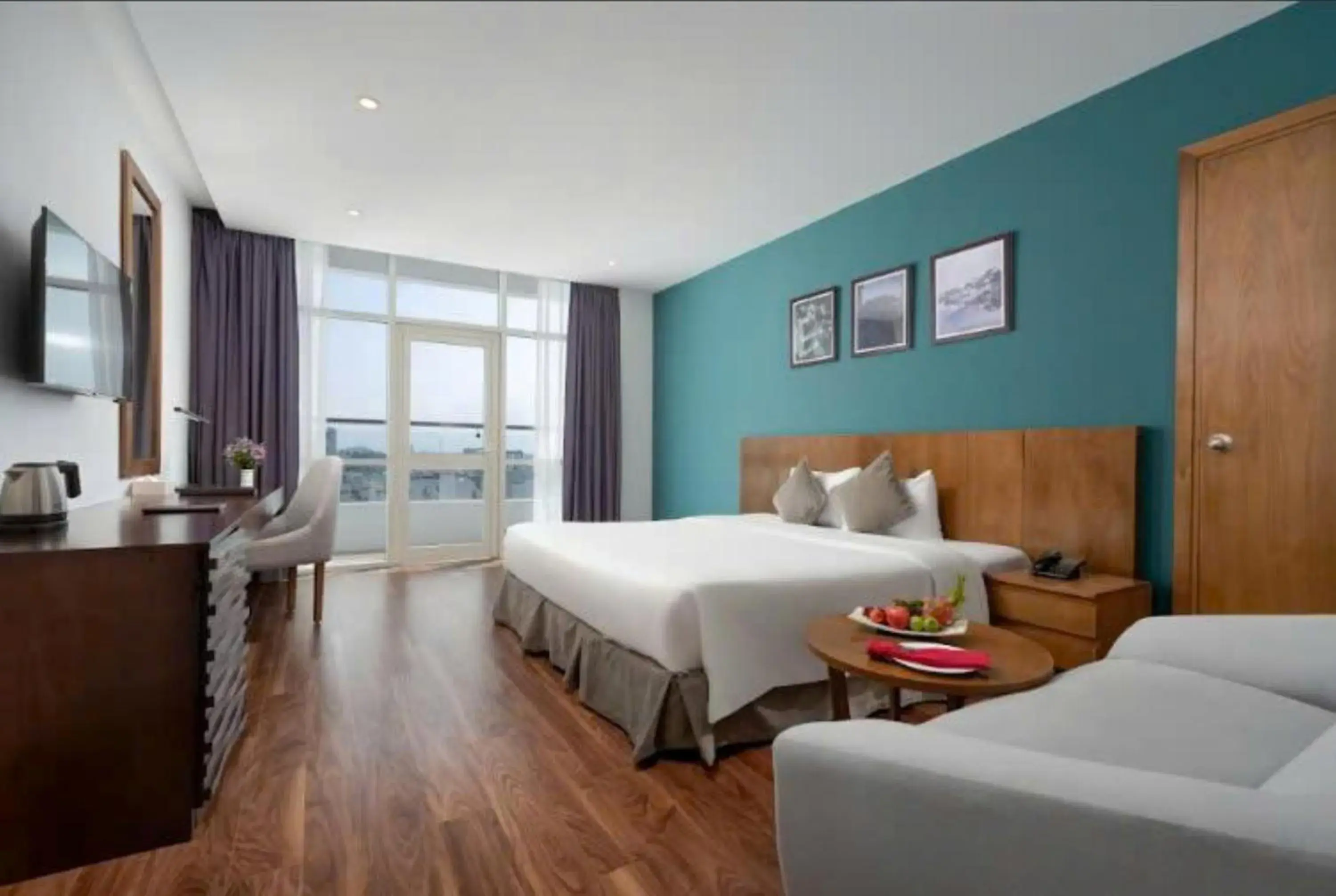 Double Room with Balcony in Royal Lotus Hotel Danang Double Room with Balcony in Royal Lotus Hotel Danang