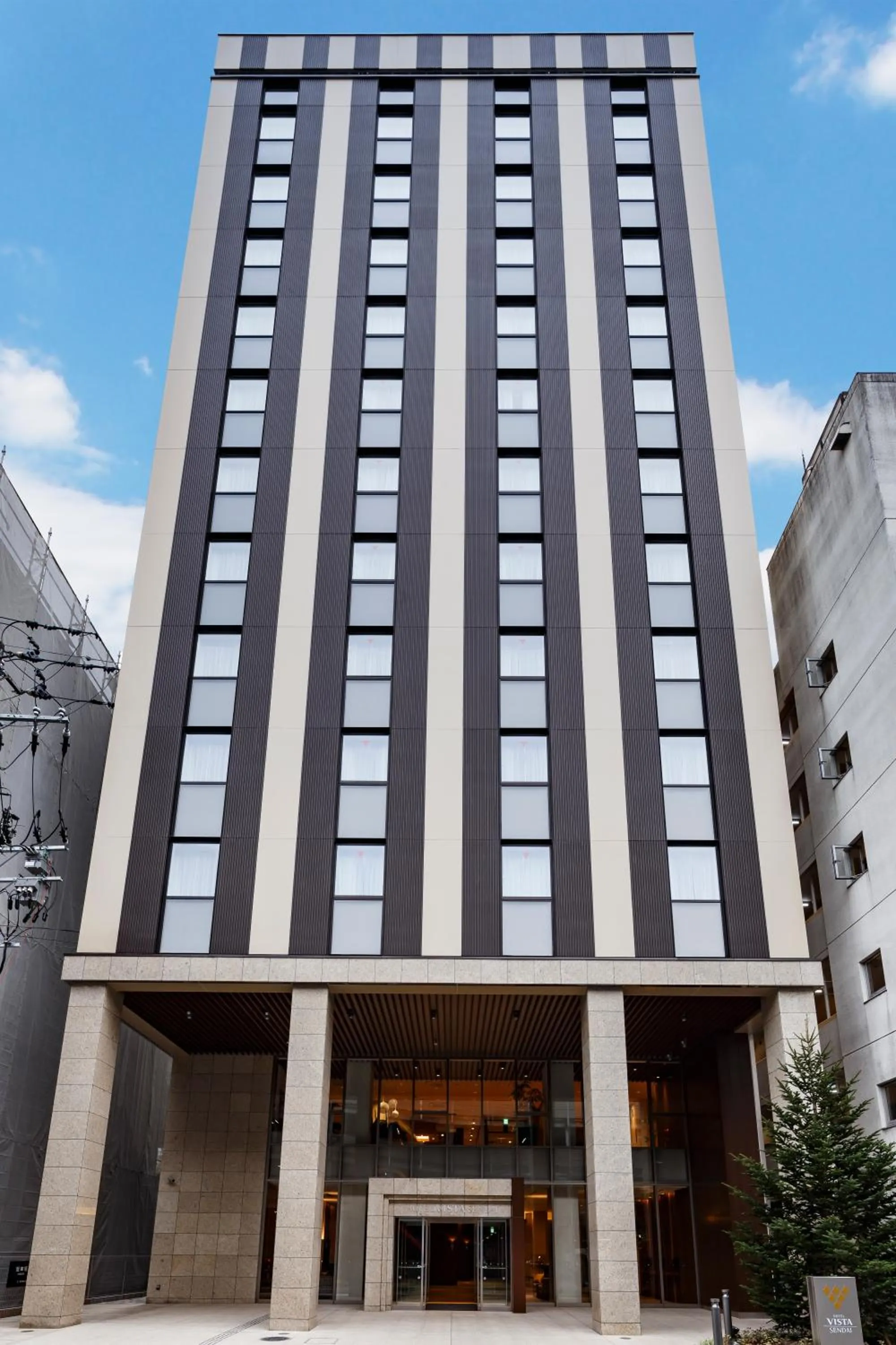 Facade/entrance in Hotel Vista Sendai