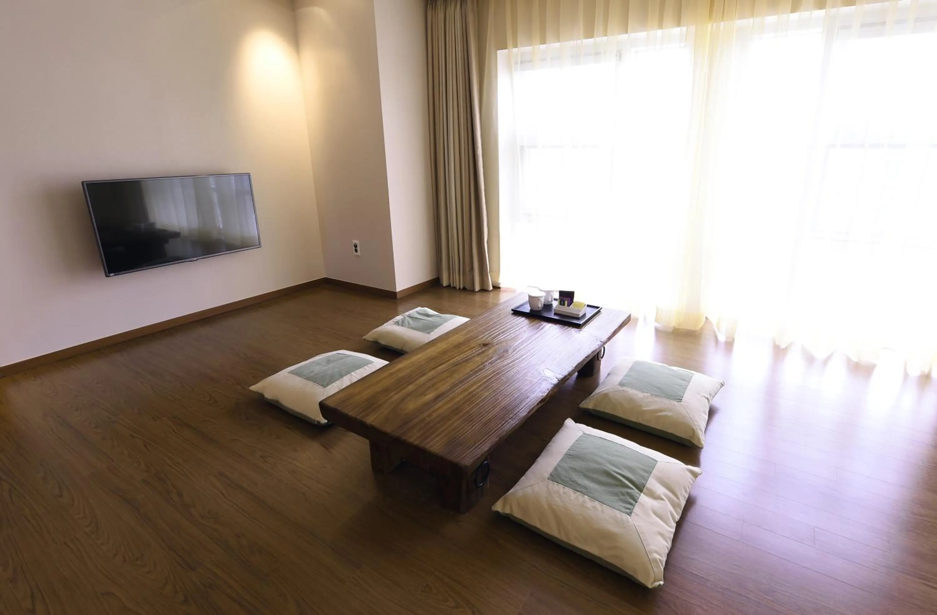 Dining area, Bed in Wirye Militopia Hotel By Marine