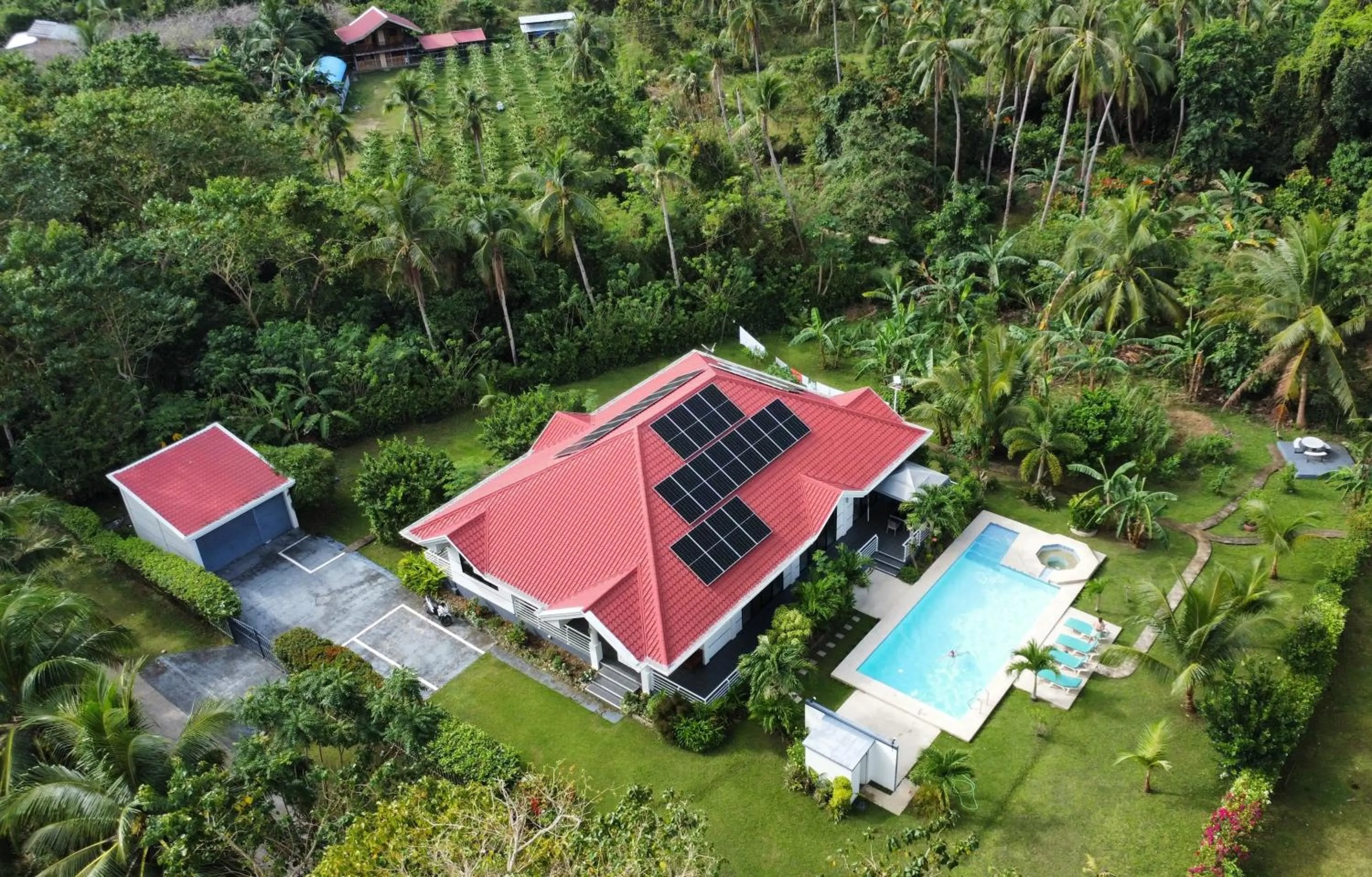 Property building in Bohol White House Bed & Breakfast