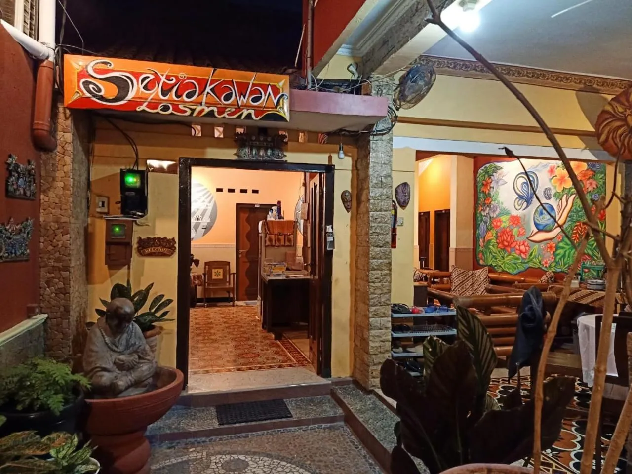 Facade/entrance in Losmen Setia Kawan