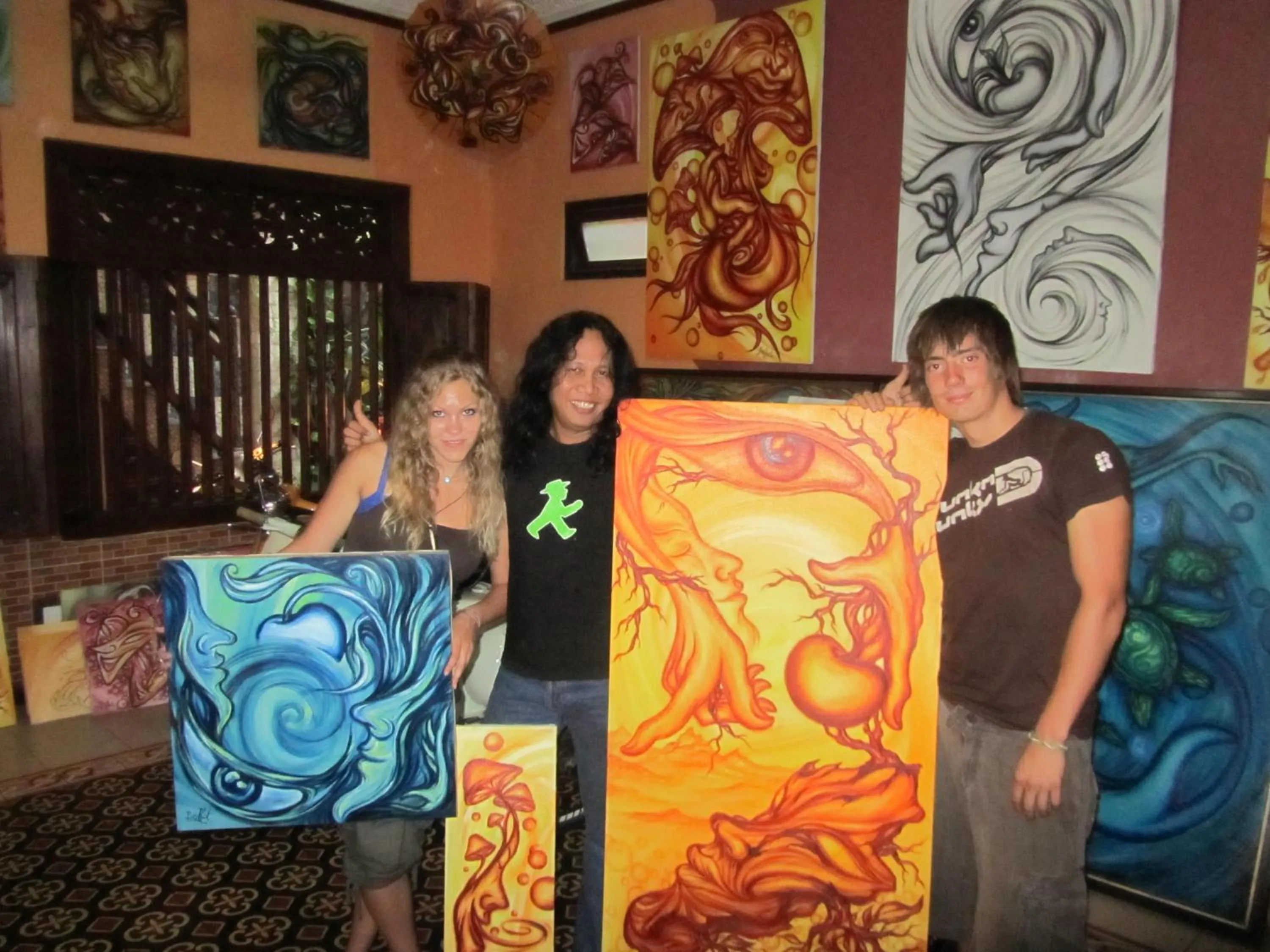 group of guests in Losmen Setia Kawan