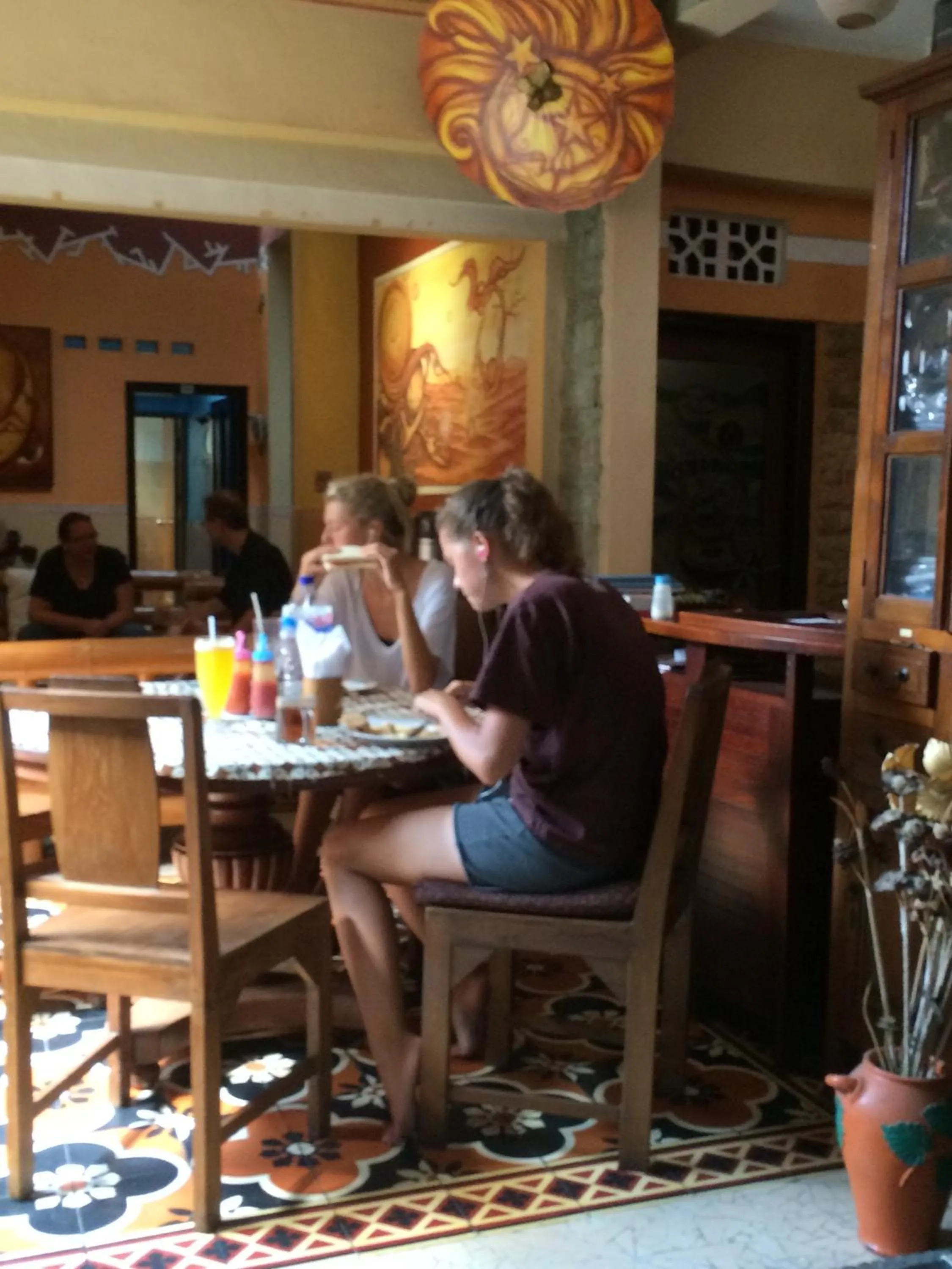 Guests in Losmen Setia Kawan