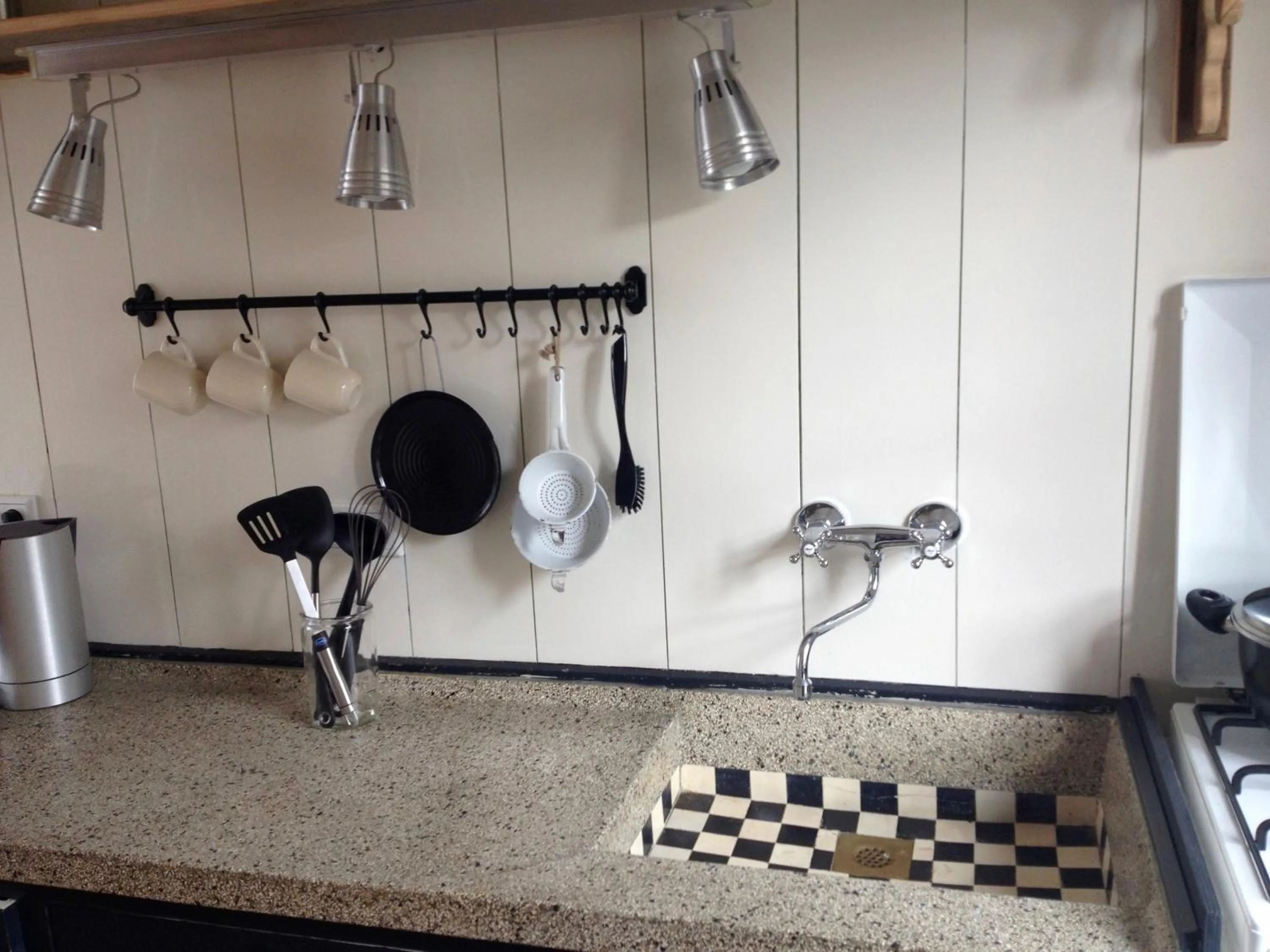 Kitchen or kitchenette in Het Koetshuis