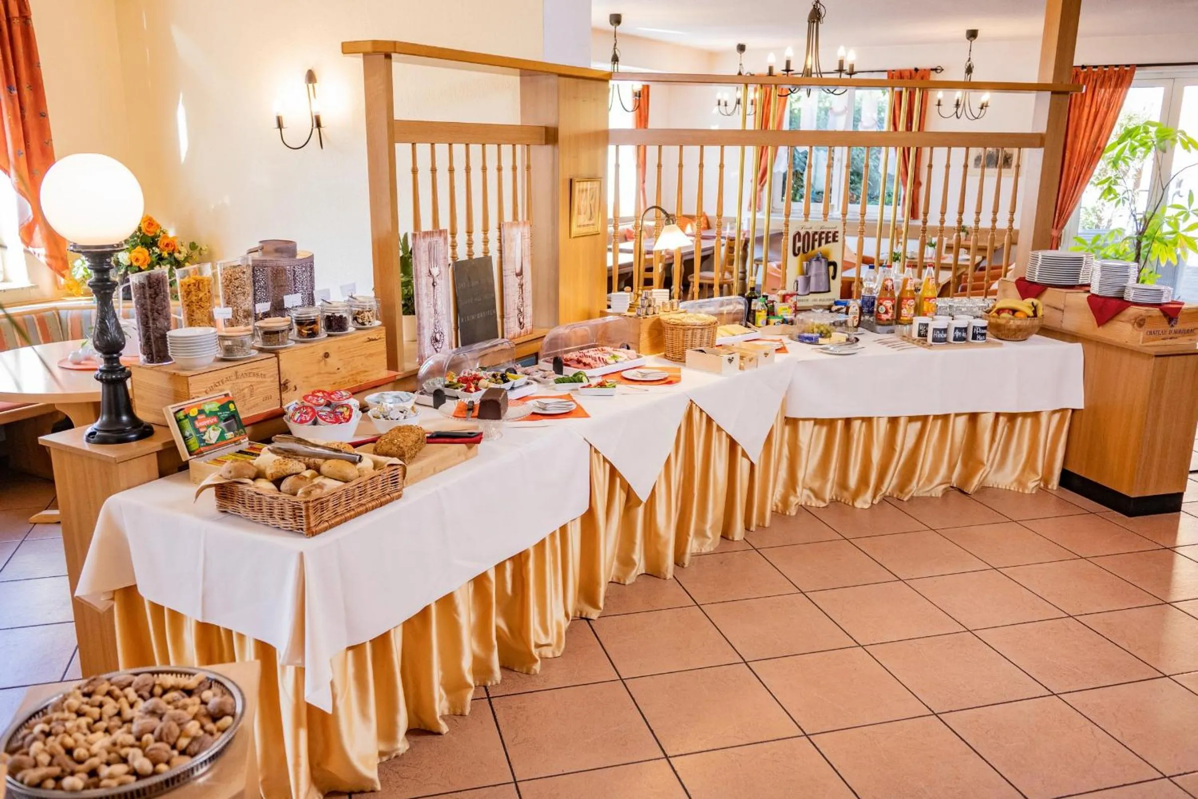 Breakfast in Hotel Bamberger Hof, garni