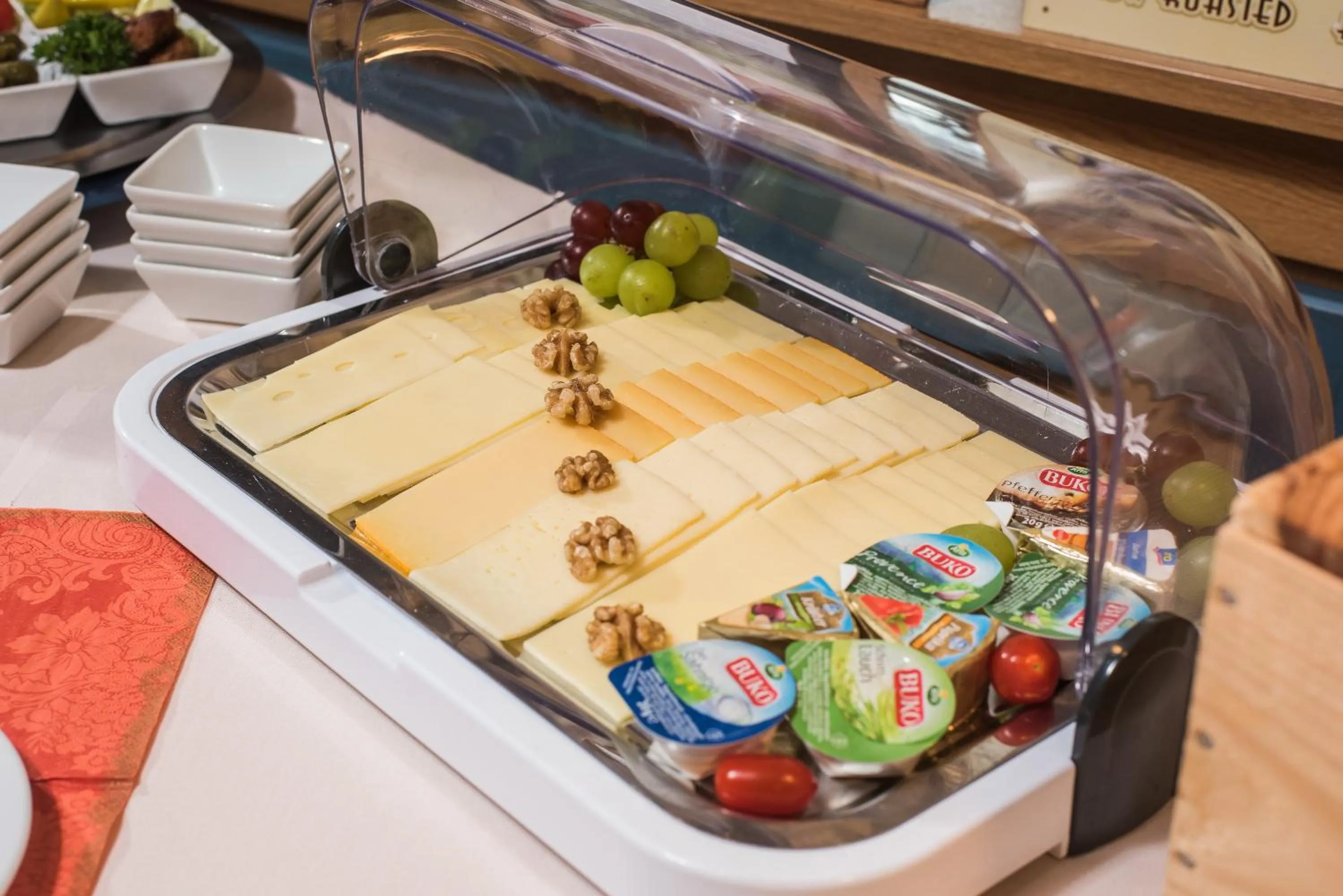 Buffet breakfast in Hotel Bamberger Hof, garni