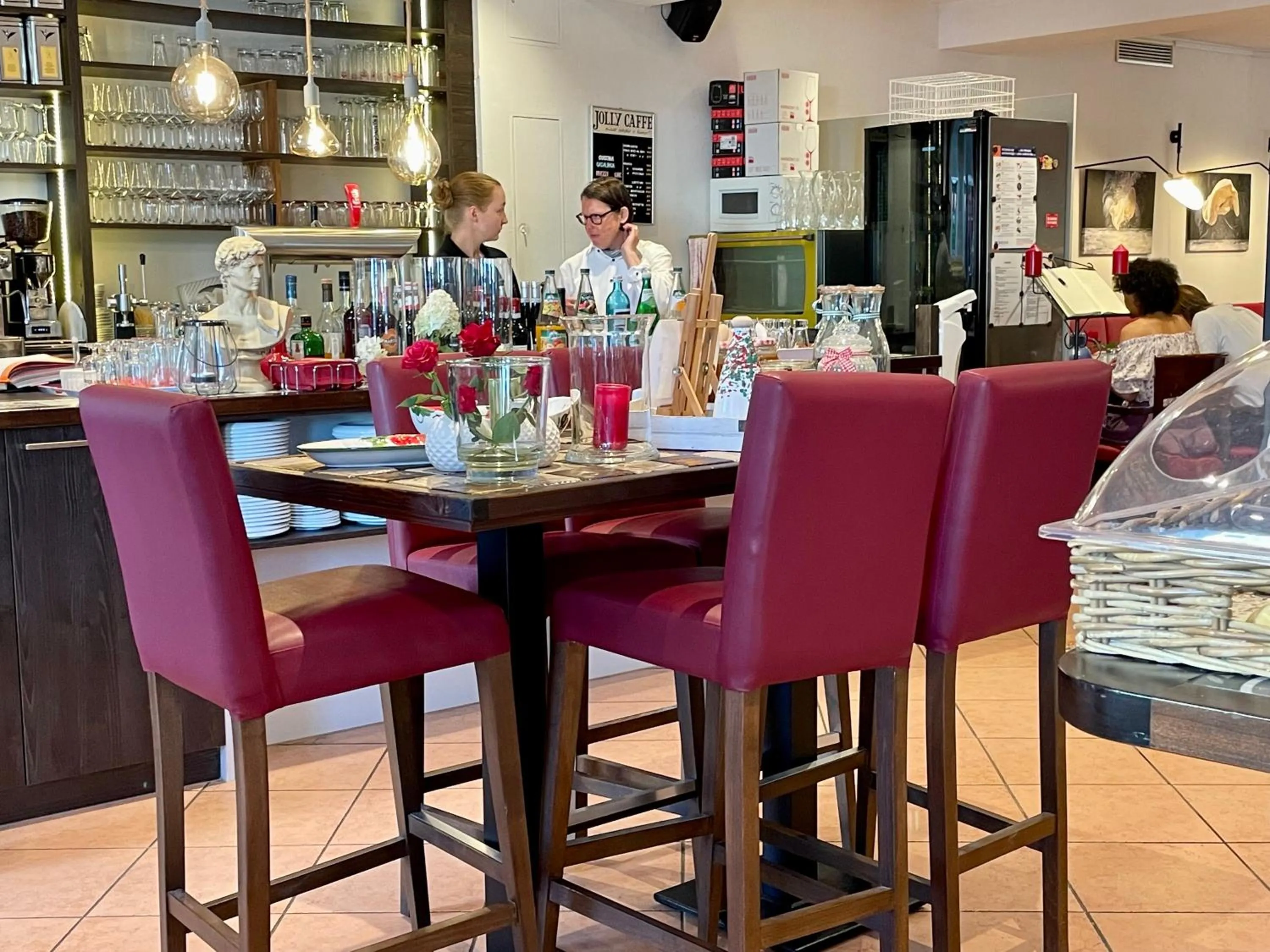 Restaurant/places to eat in Hotel Weinhaus Hoff