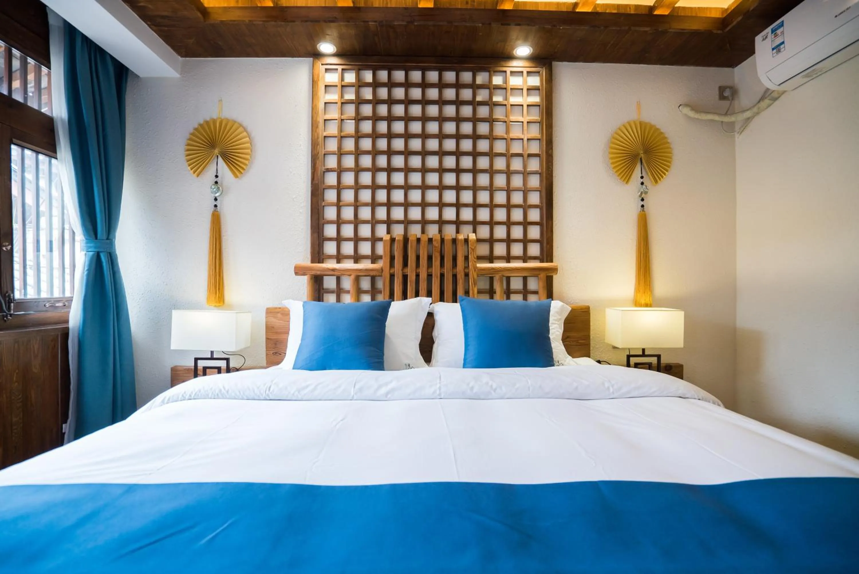 bunk bed, Bed in Lijiang Yue Tu Inn