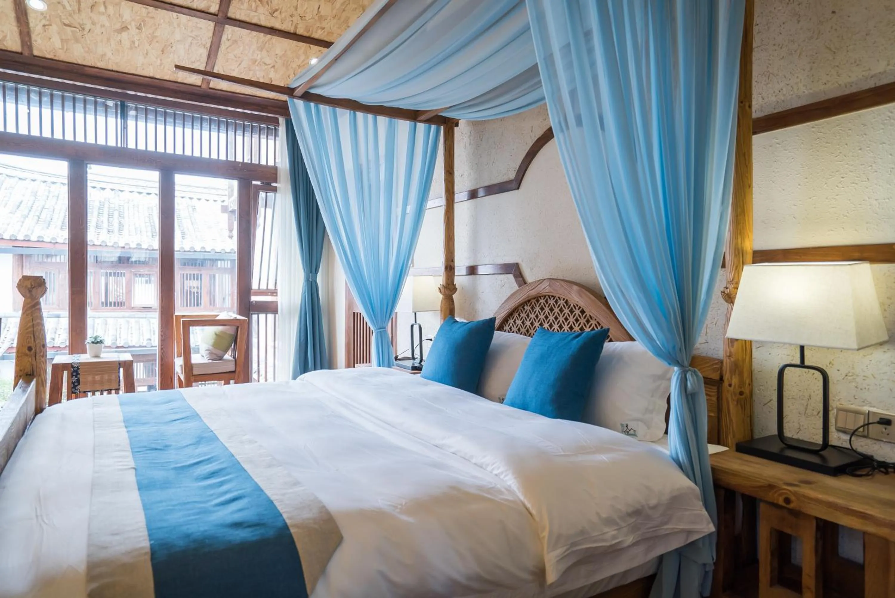 bunk bed, Bed in Lijiang Yue Tu Inn