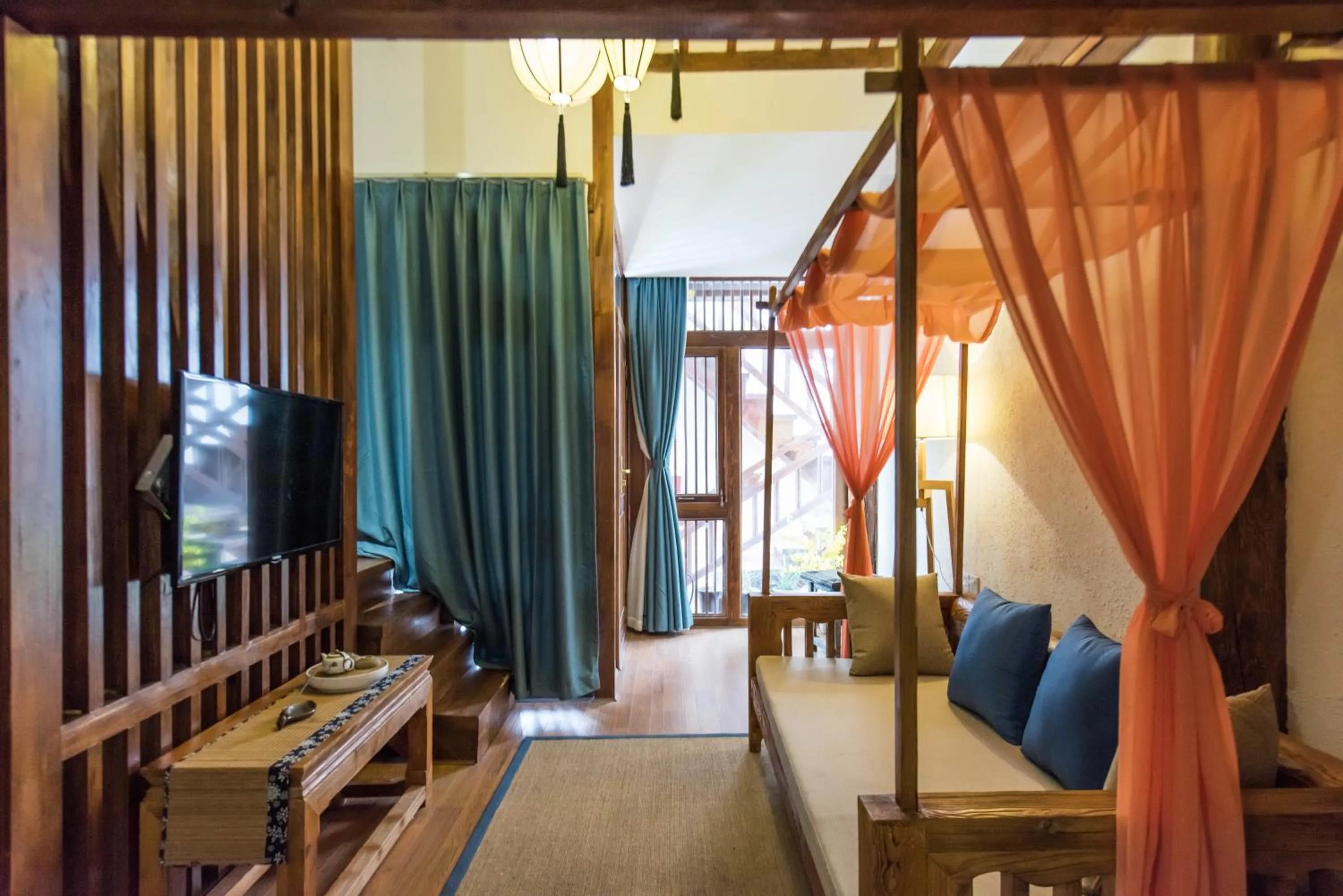 Decorative detail in Lijiang Yue Tu Inn