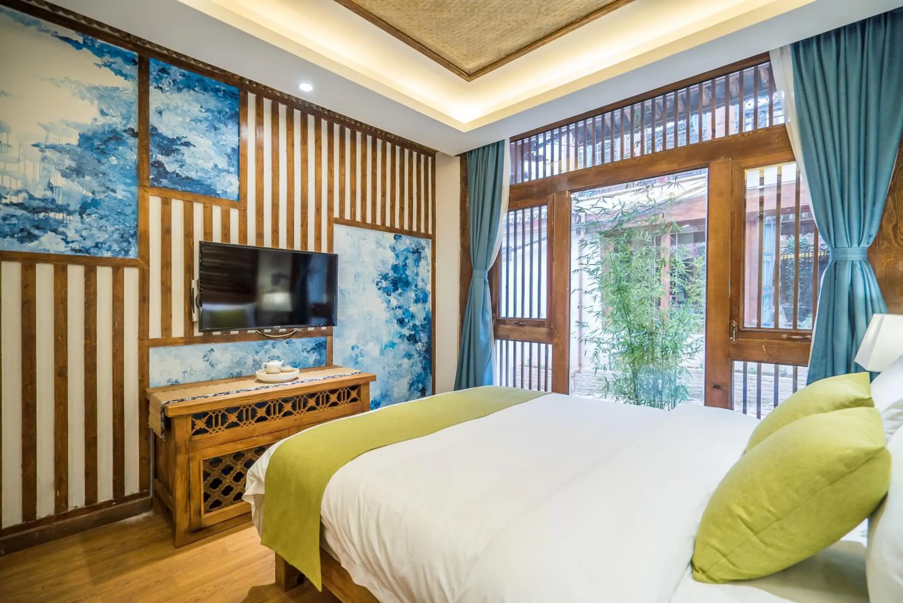 Botique Queen Room in Lijiang Yue Tu Inn Botique Queen Room in Lijiang Yue Tu Inn