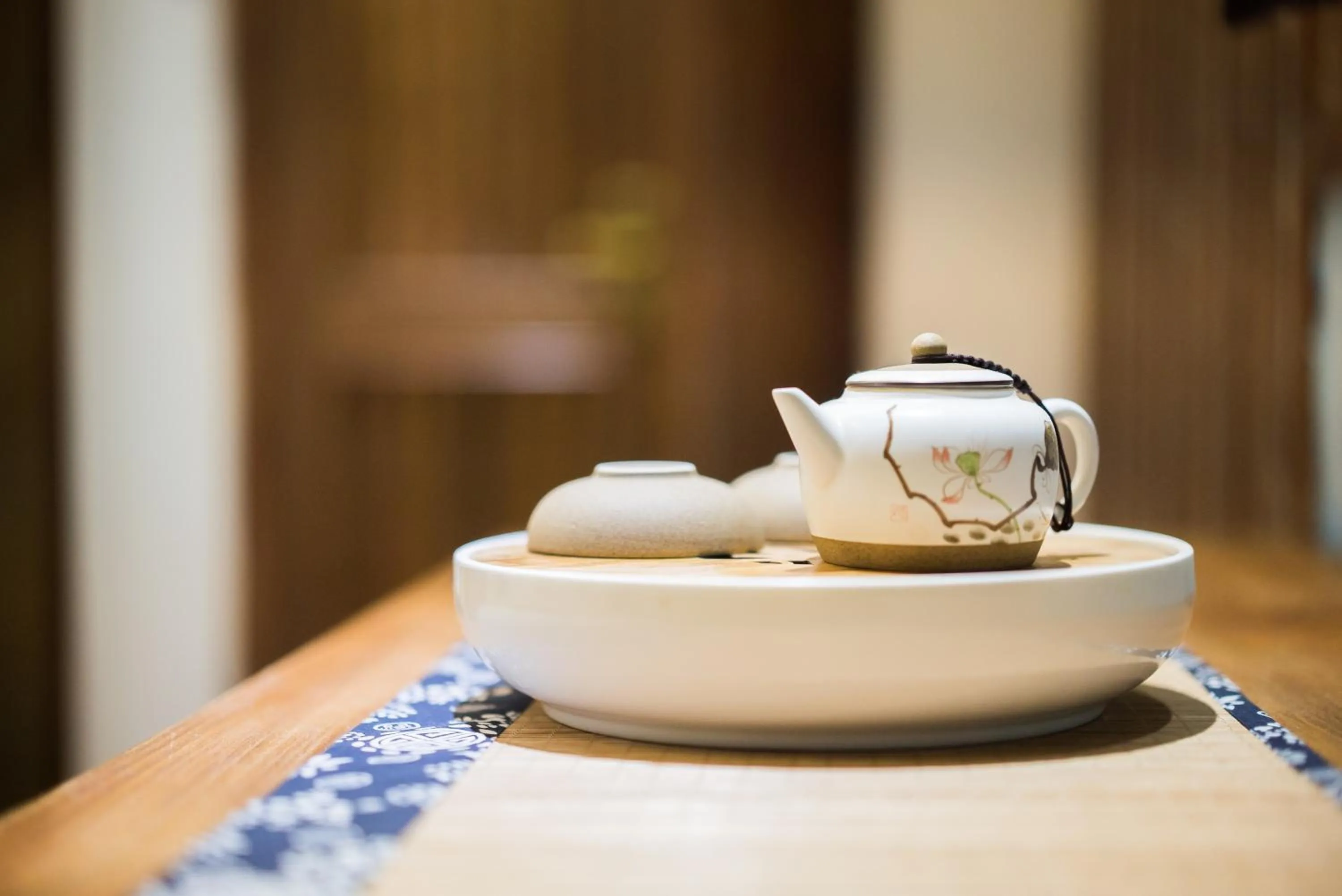 Coffee/tea facilities in Lijiang Yue Tu Inn