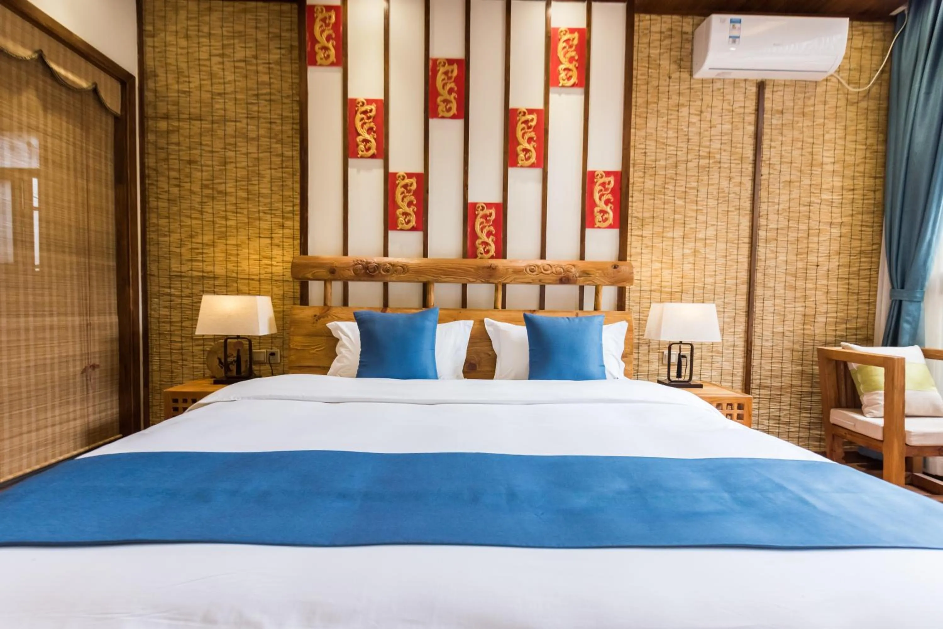 bunk bed, Bed in Lijiang Yue Tu Inn