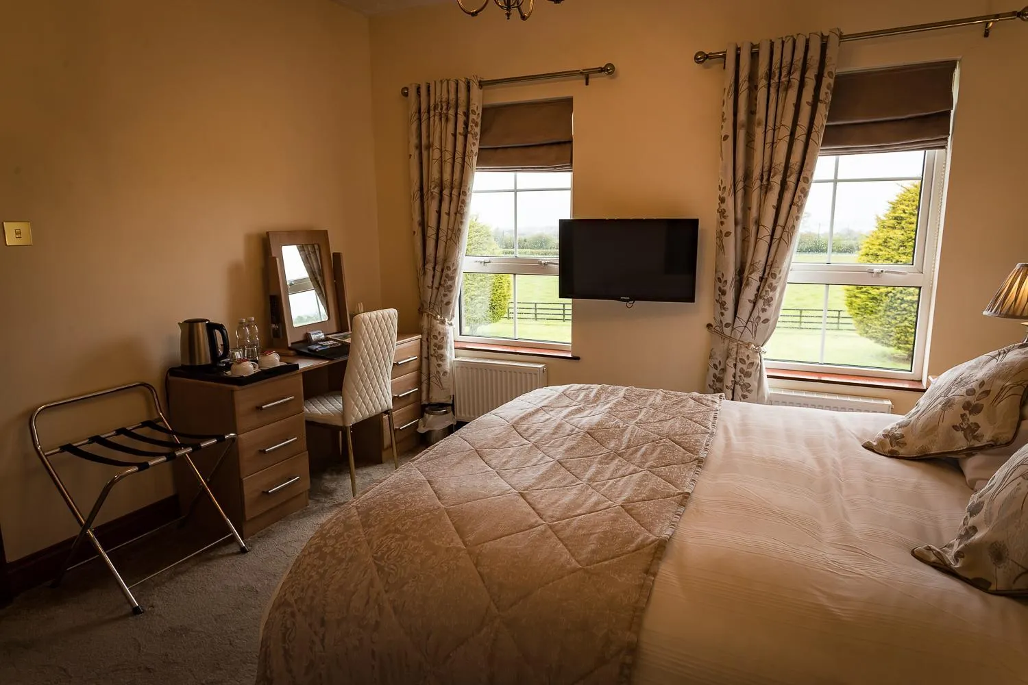 Bed in Glendaloch B&B