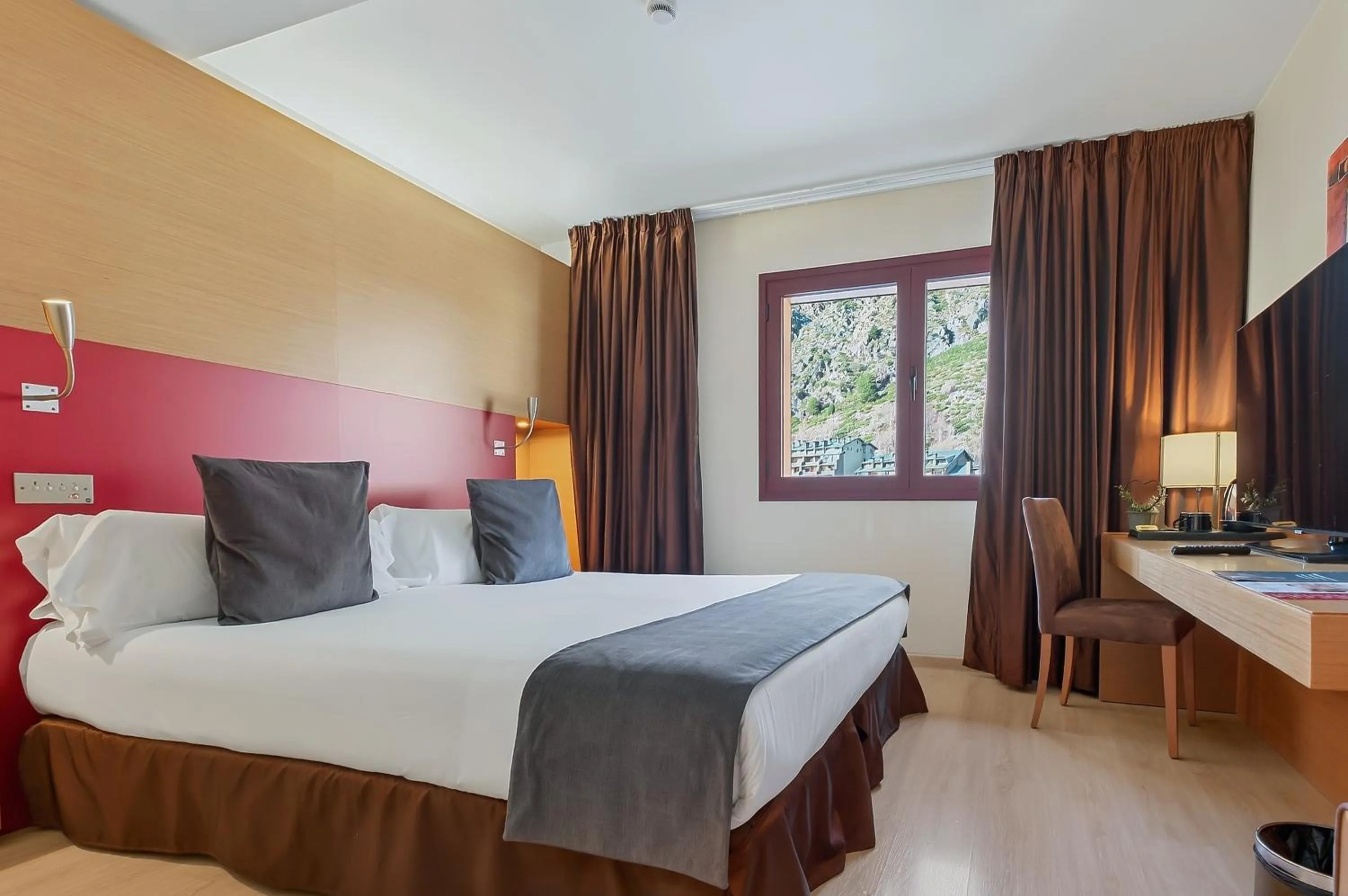 Bed in Wuau! Hotel Galanthus & Spa