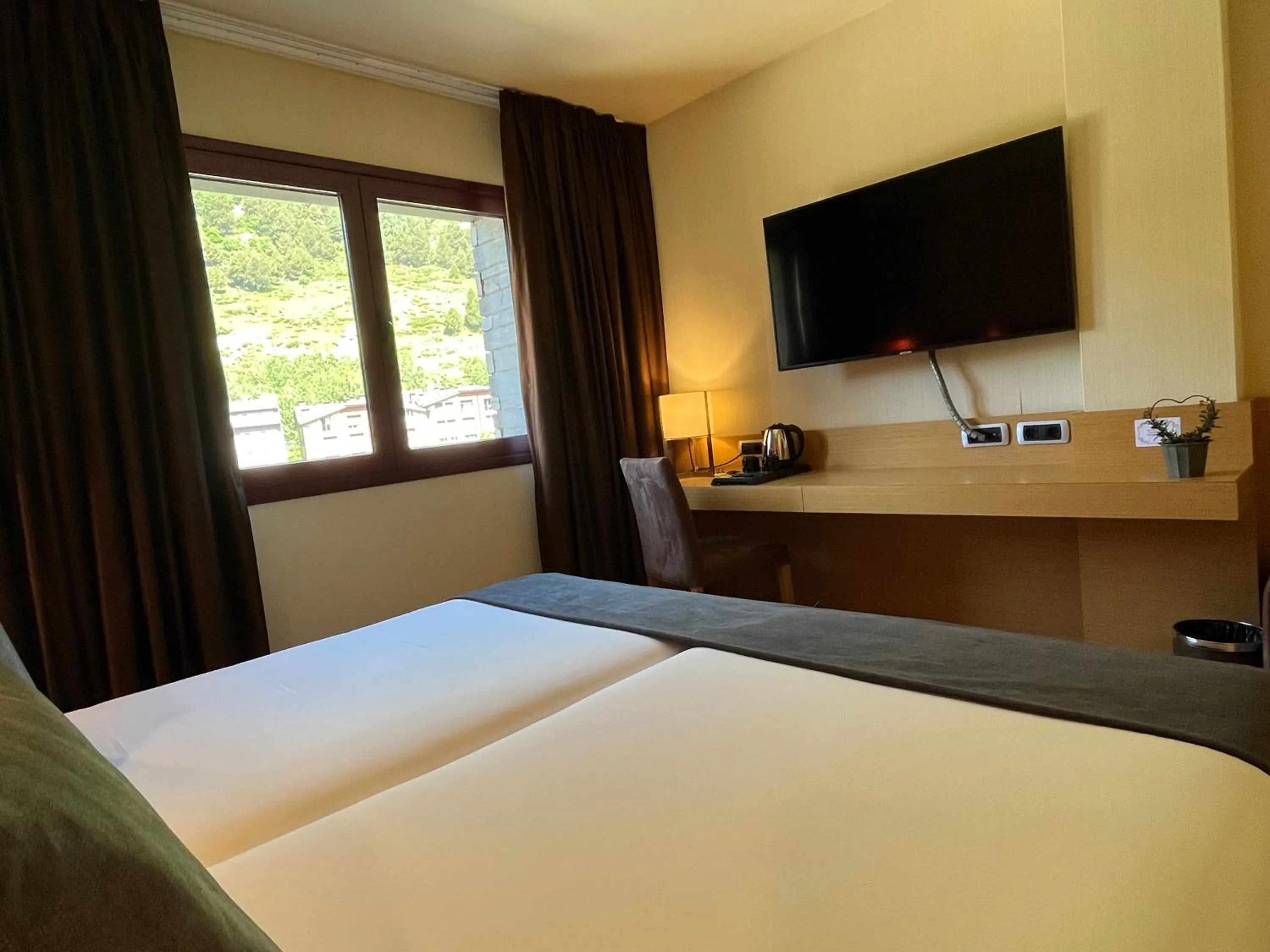 Bed in Wuau! Hotel Galanthus & Spa