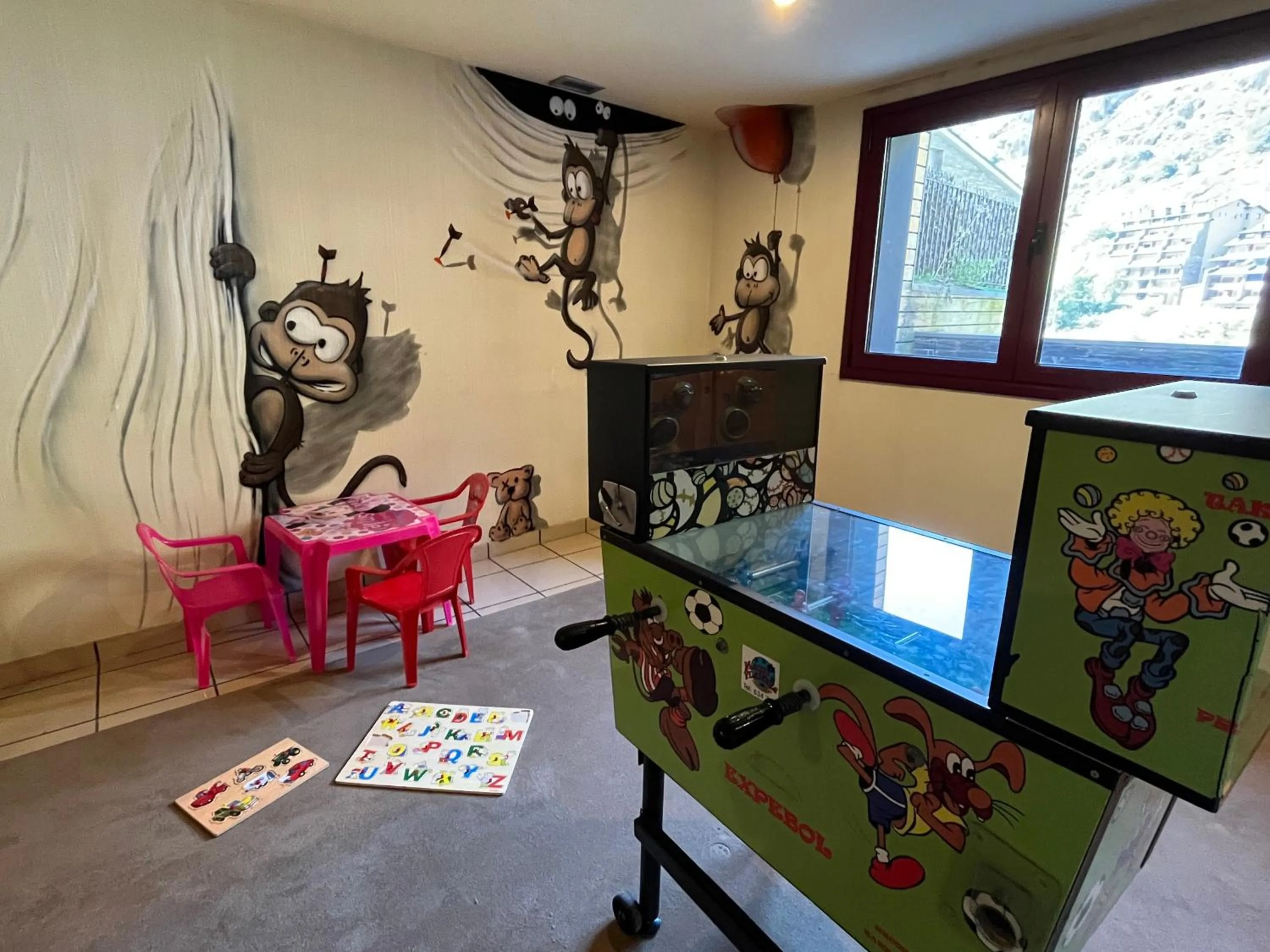 Game Room in Wuau! Hotel Galanthus & Spa